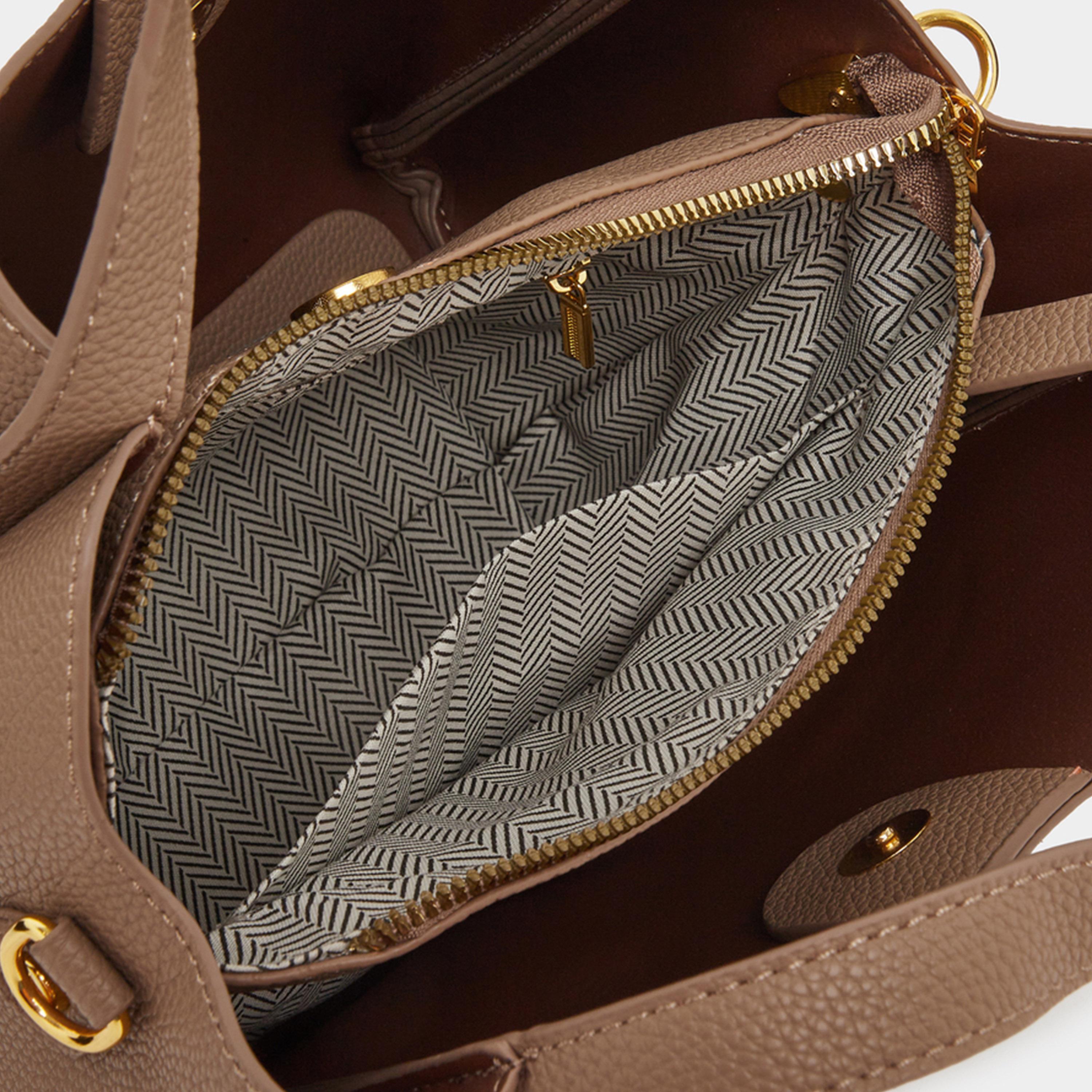 ستايلي - شنطة توت بنية اللون-women-bagsandwallets-handbags-image-3