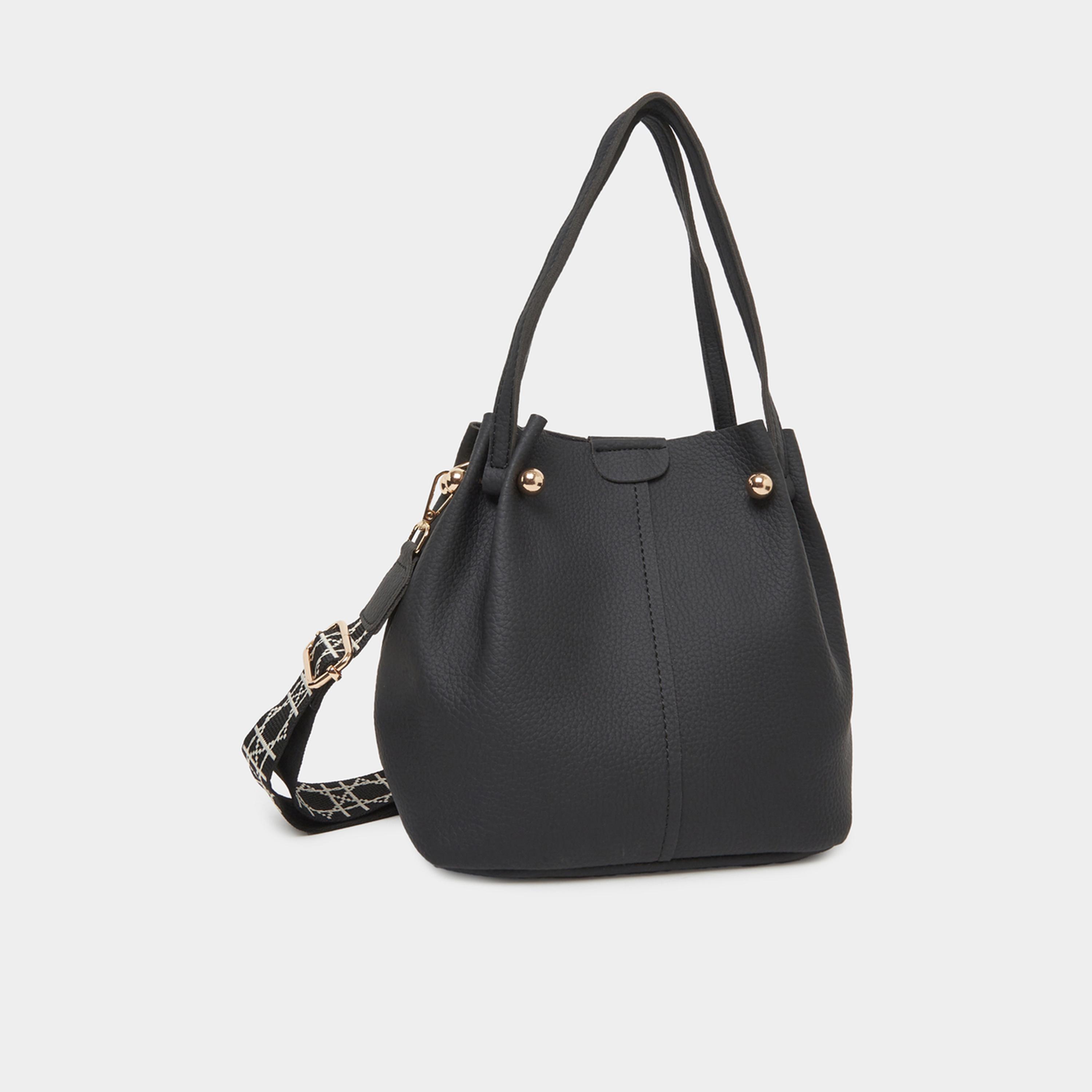 ستايلي - شنطة دلو من الجلد الصناعي الأسود مع حزام منسوج-women-bagsandwallets-handbags-image-1