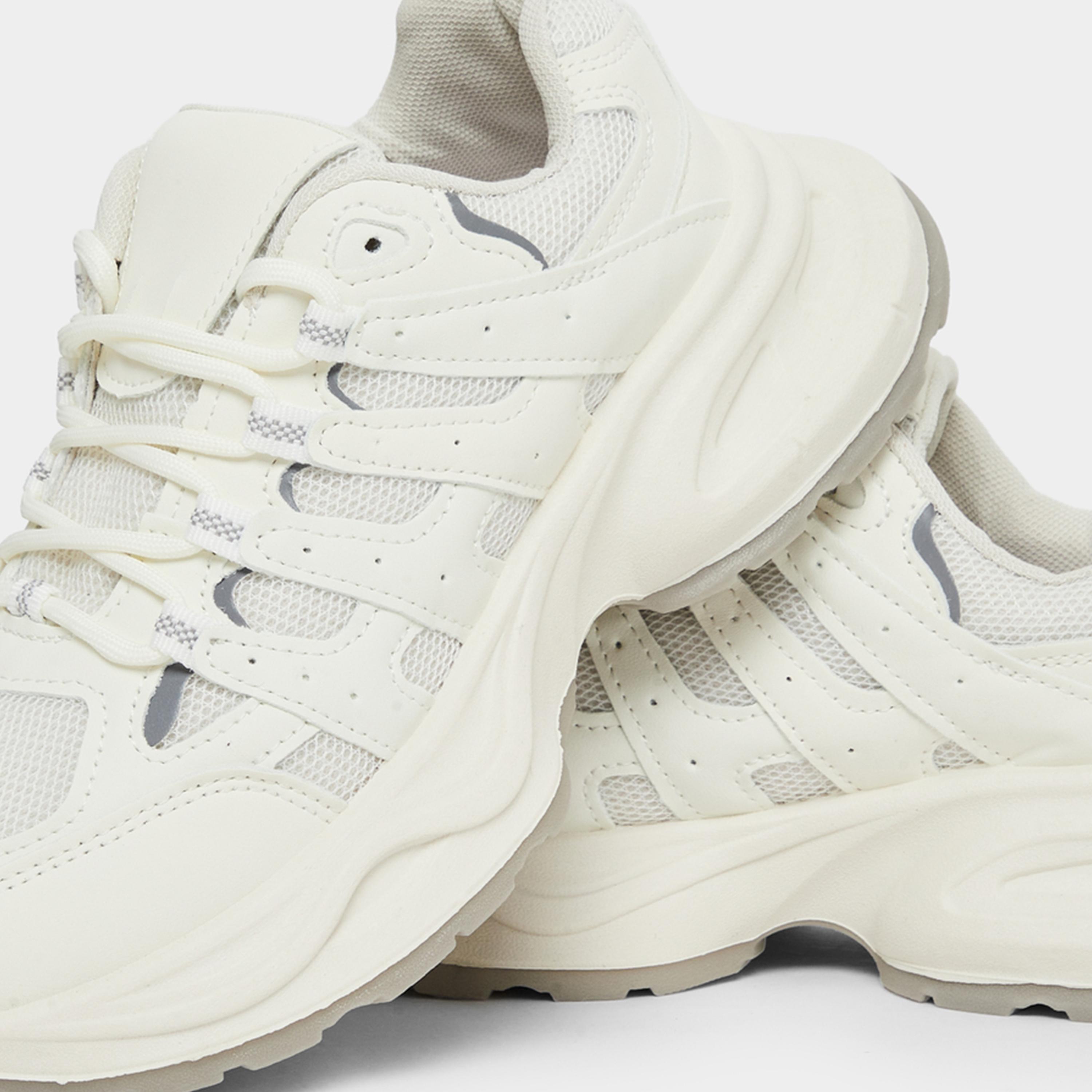 Styli Off White Sporty Chunky Sneakers-women-shoes-sneakers-image-4