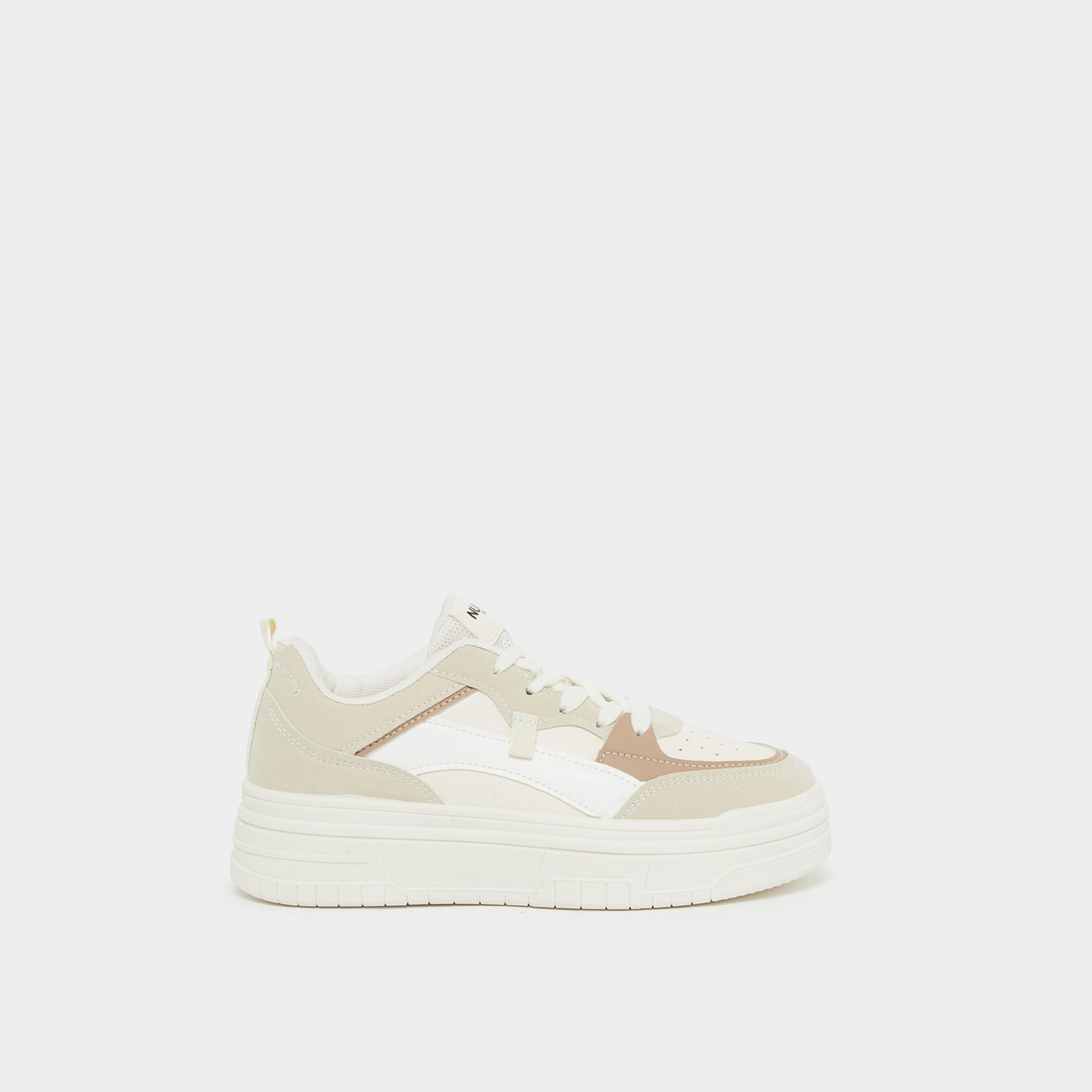 ستايلي - حذاء رياضي مسطح بلوحة متباينة اللون- بيج-women-shoes-sneakers-image-3