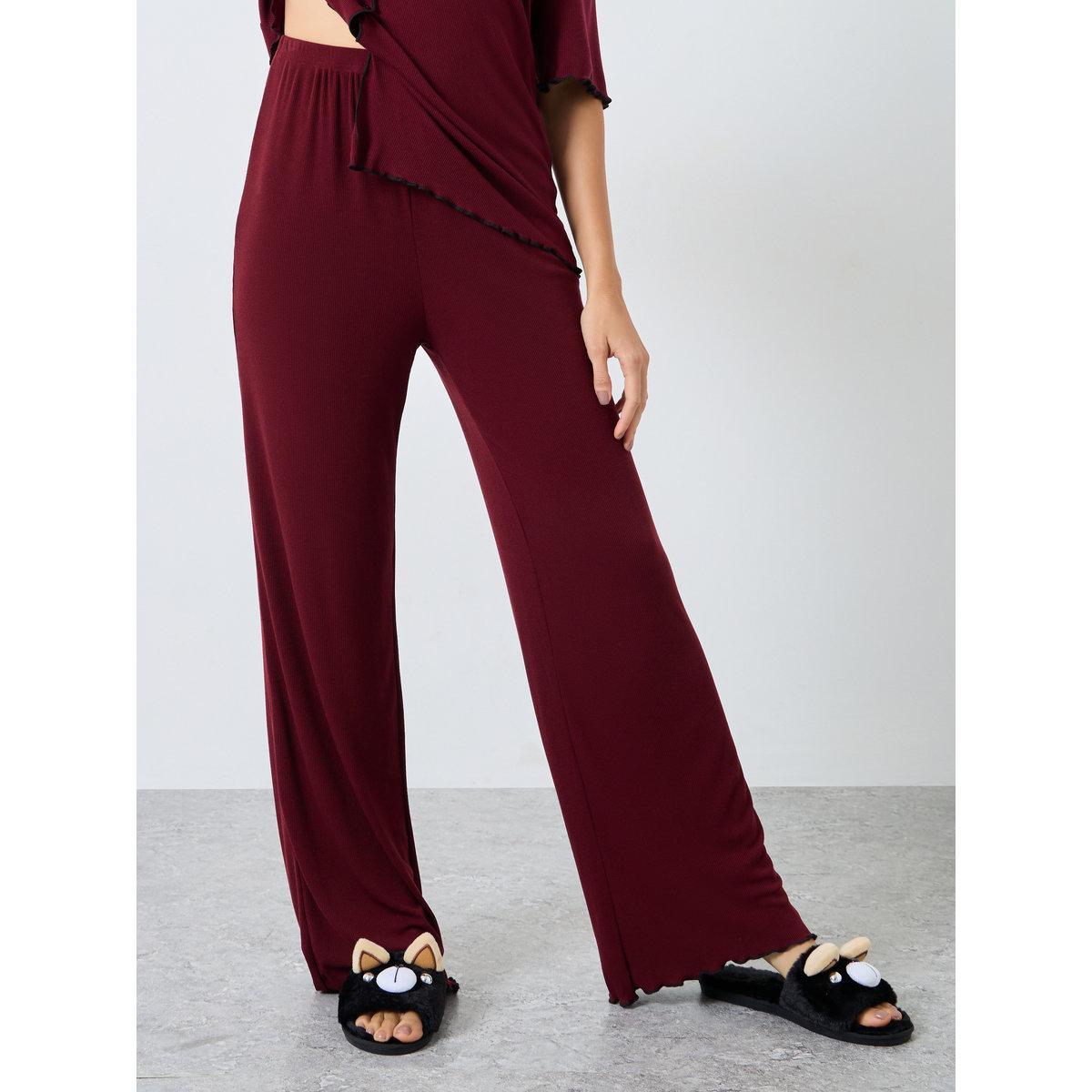 طقم بلوزة مضلعة بحافة متموجة مع بنطال-women-clothing-nightwear-pyjamas-longsets-image-4