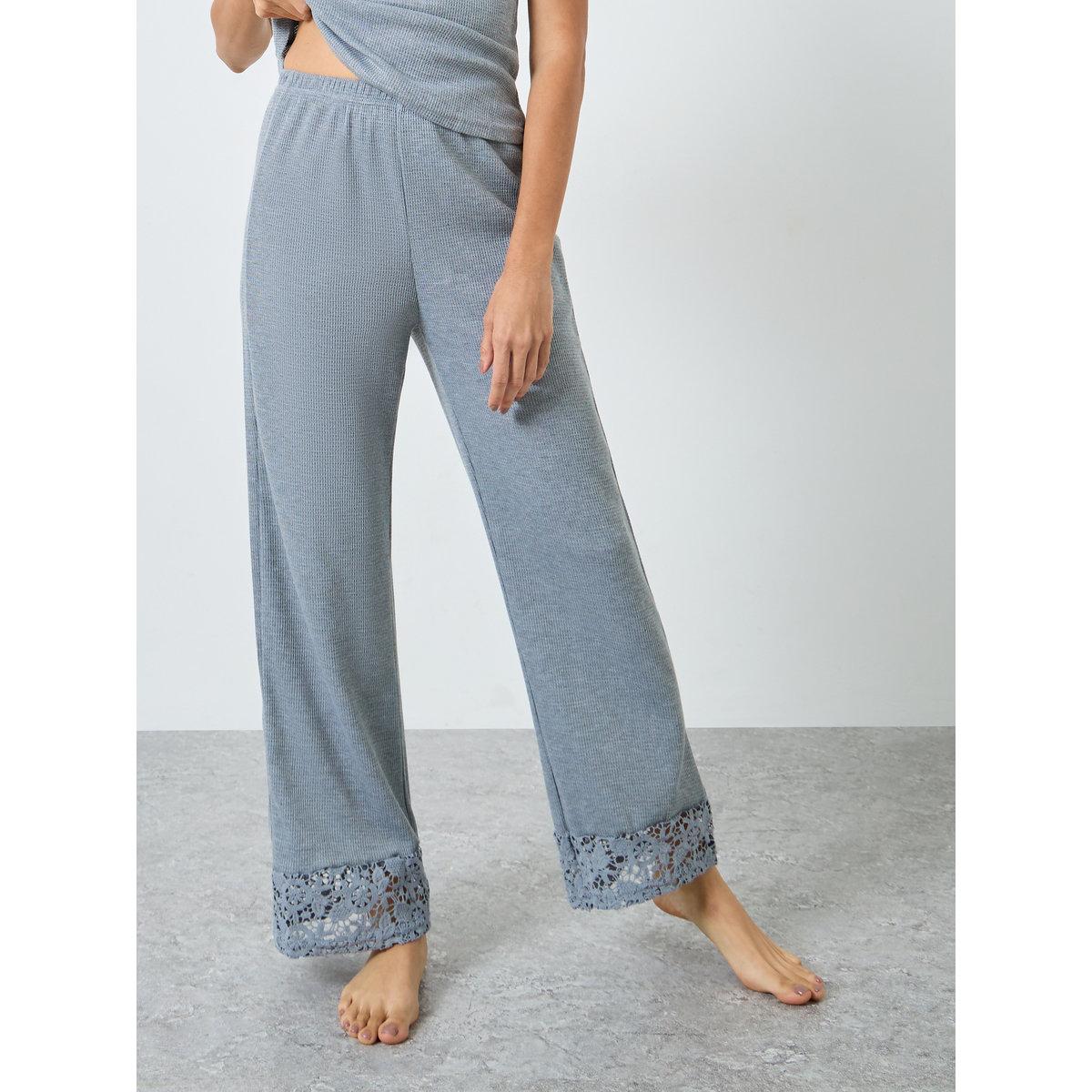 Styli Crochet Lace Sleeve Rib Placket T-Shirt and Pyjama Set-women-clothing-nightwear-pyjamas-longsets-image-4