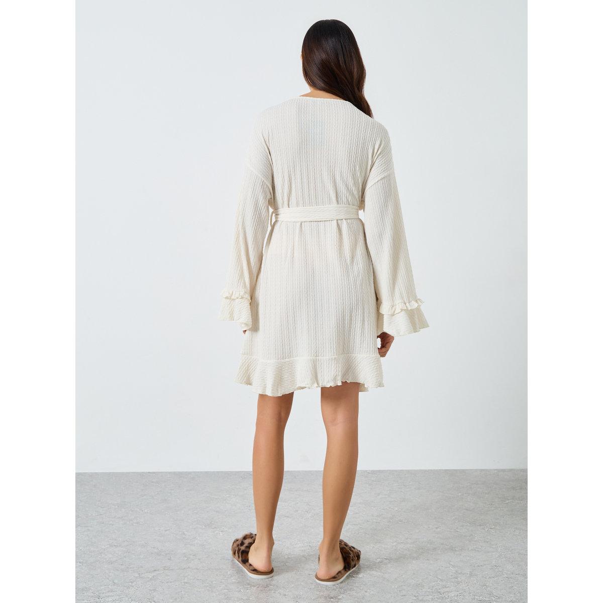 روب بتفاصيل كشكش مع ربطة-women-clothing-nightwear-nighties-image-4