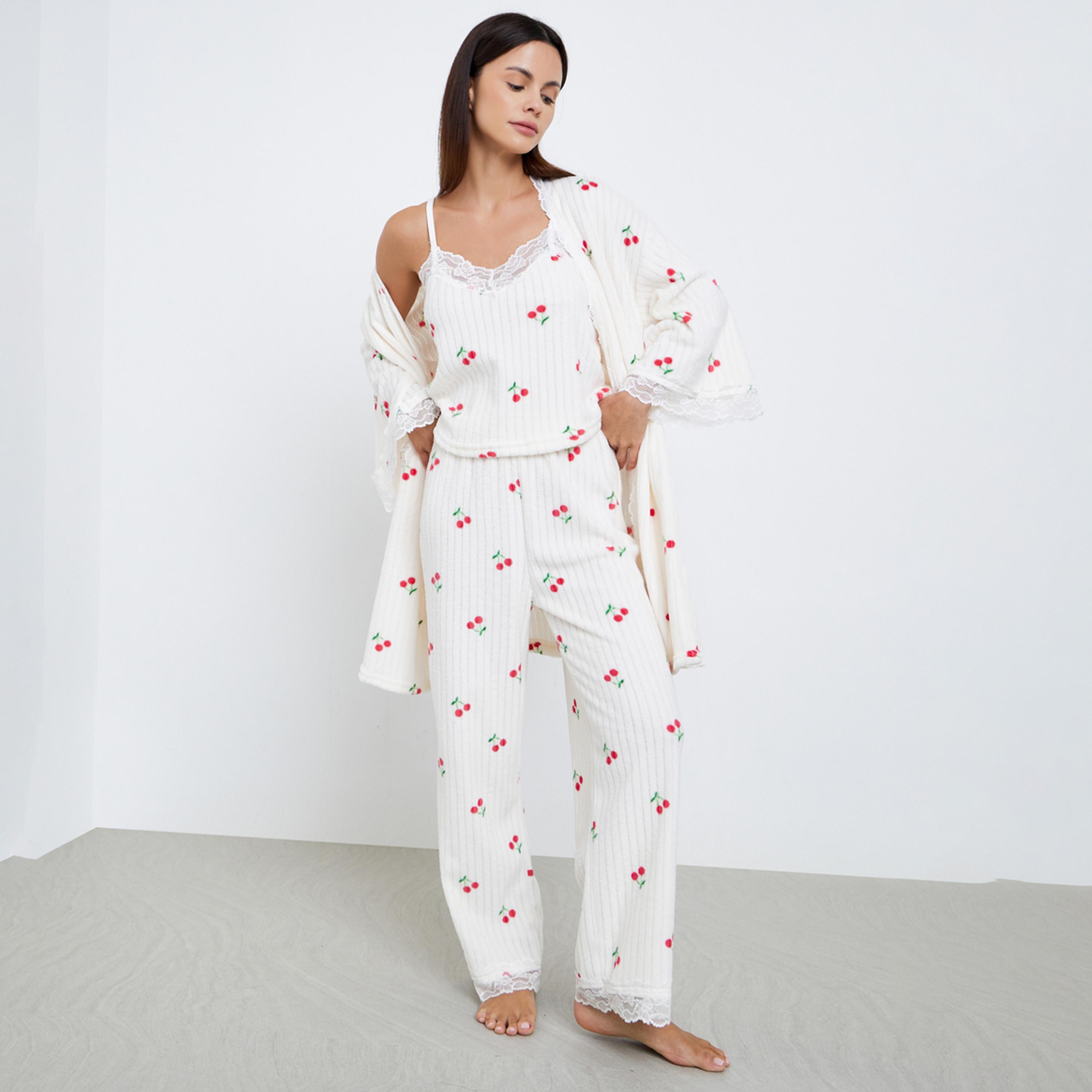 ستايلي - طقم 3 قطع - بيجاما قميص داخلي صوف فليس بطبعة الكرز وحواف من الدانتيل وروب-women-clothing-nightwear-pyjamas-longsets-image-1