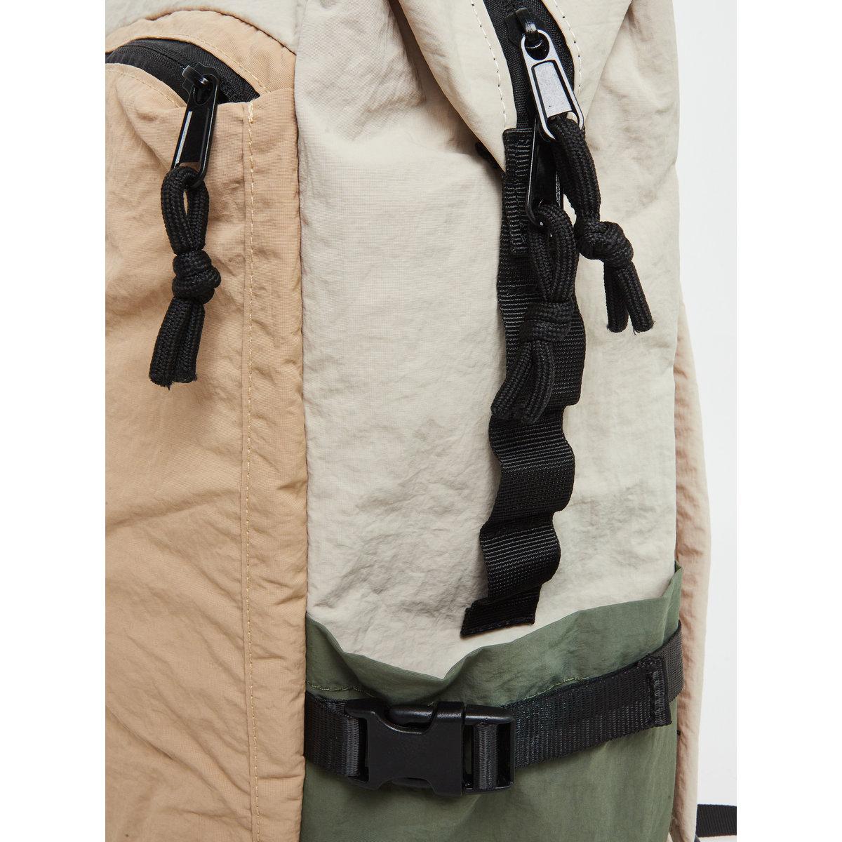 شنطة ظهر للسفر بنمط كتل الالوان-men-bags-image-3