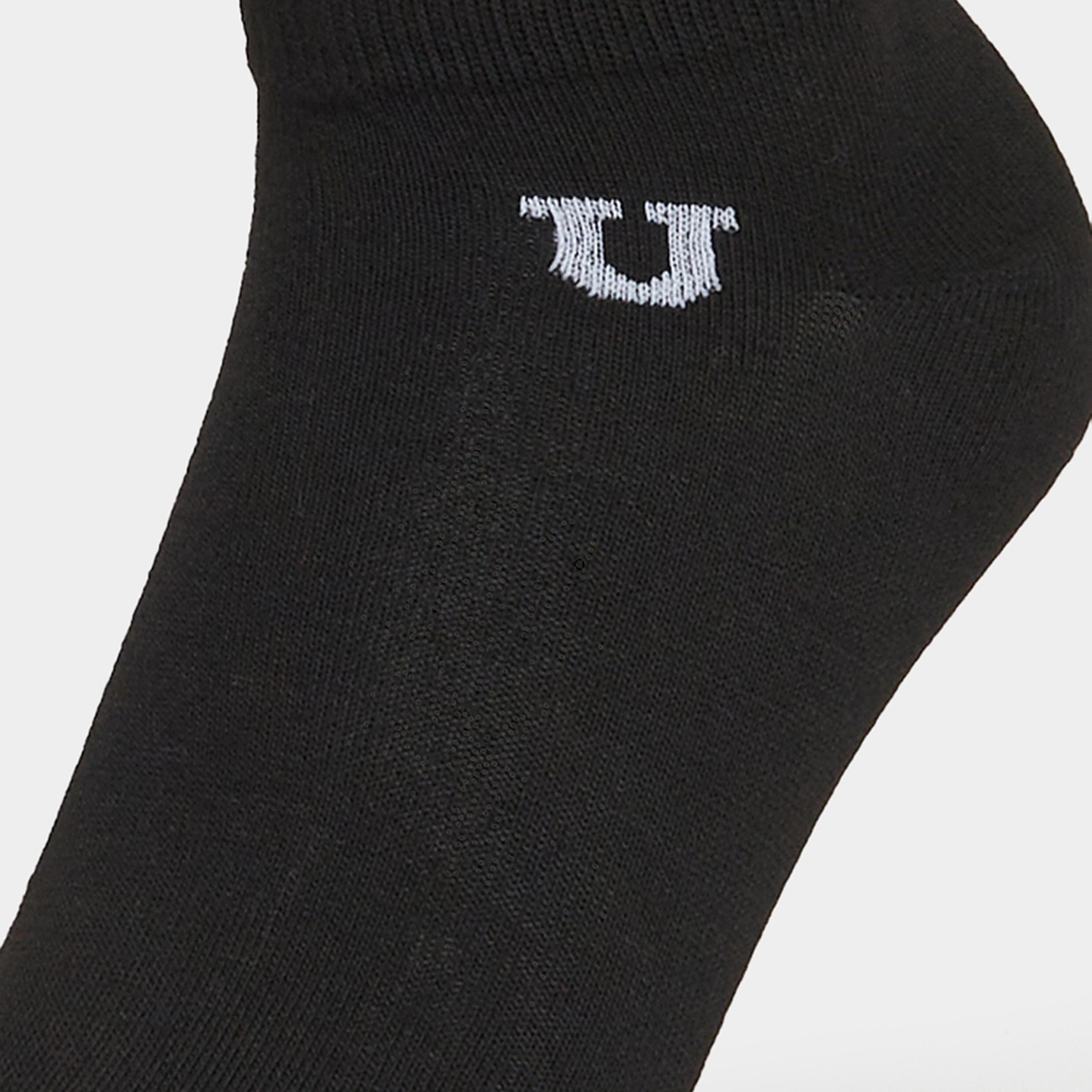 ستايلي - عبوة من 5 جوارب للكاحل بتفاصيل متباينة-men-socks-image-3
