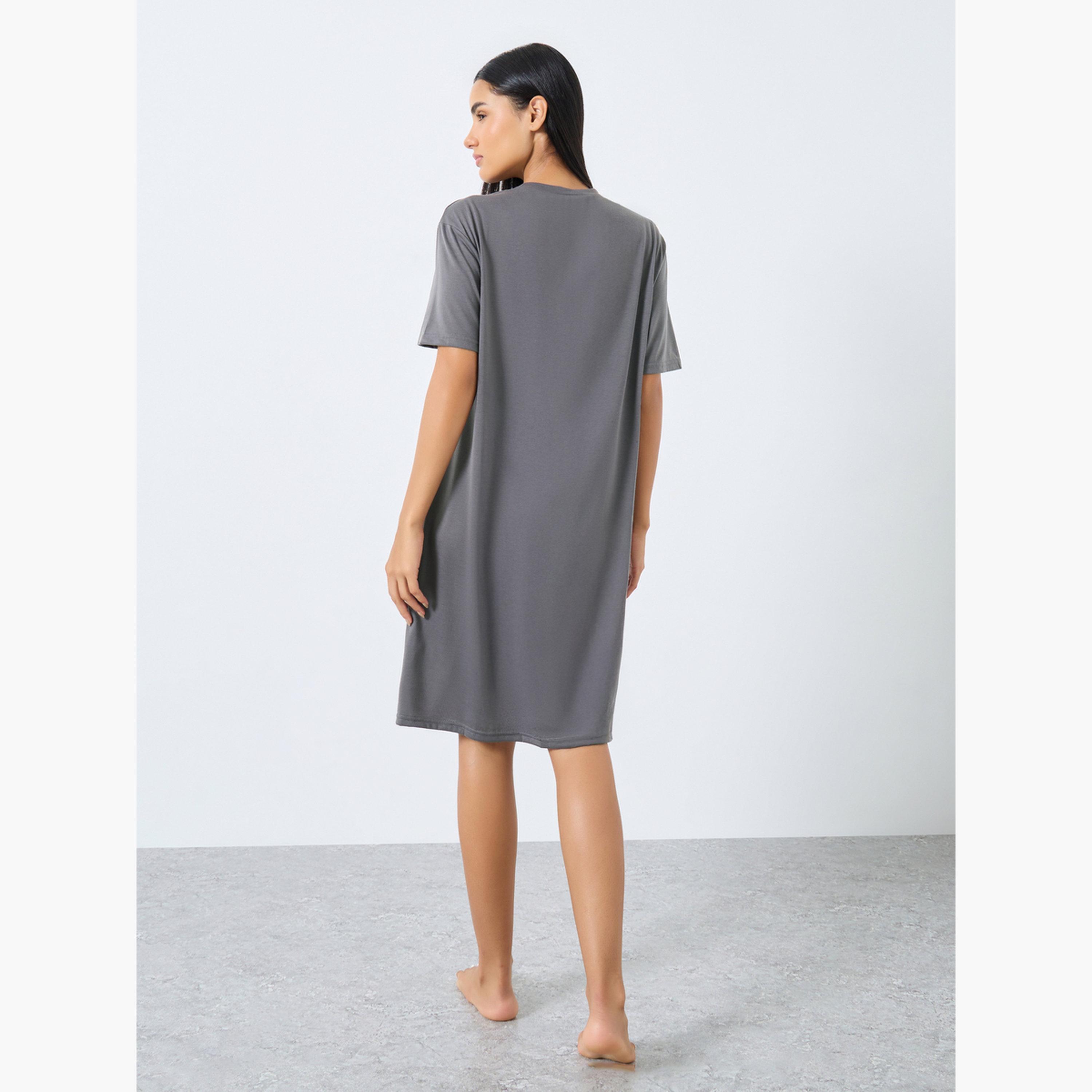 Styli In My Beauty Sleep Mode Slogan Print Sleep T-Shirt Dress-women-clothing-nightwear-nighties-image-3