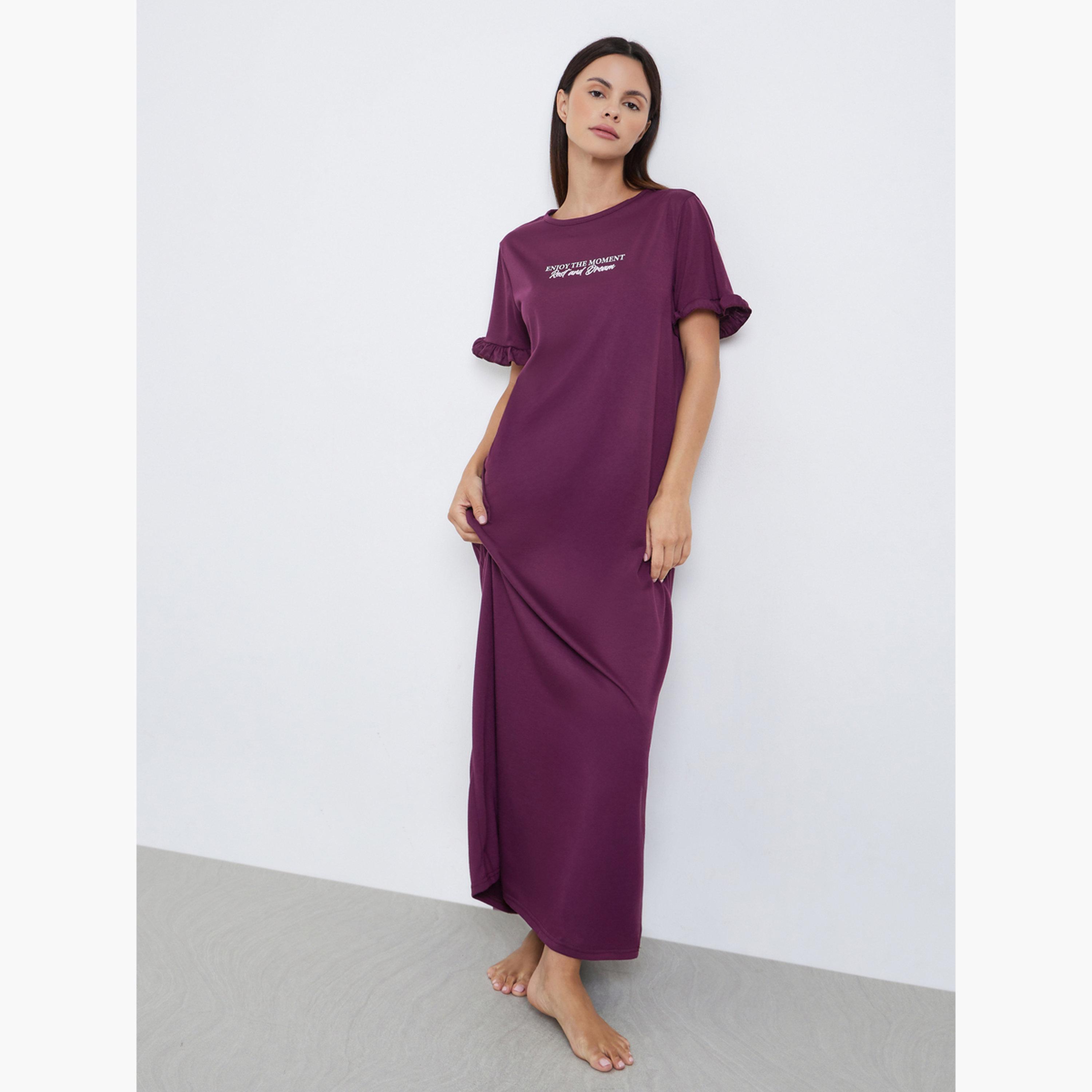 ستايلي - فستان نوم تي شيرت بأكمام مكشكشة وطبعة شعار للنساء-women-clothing-nightwear-nighties-image-1