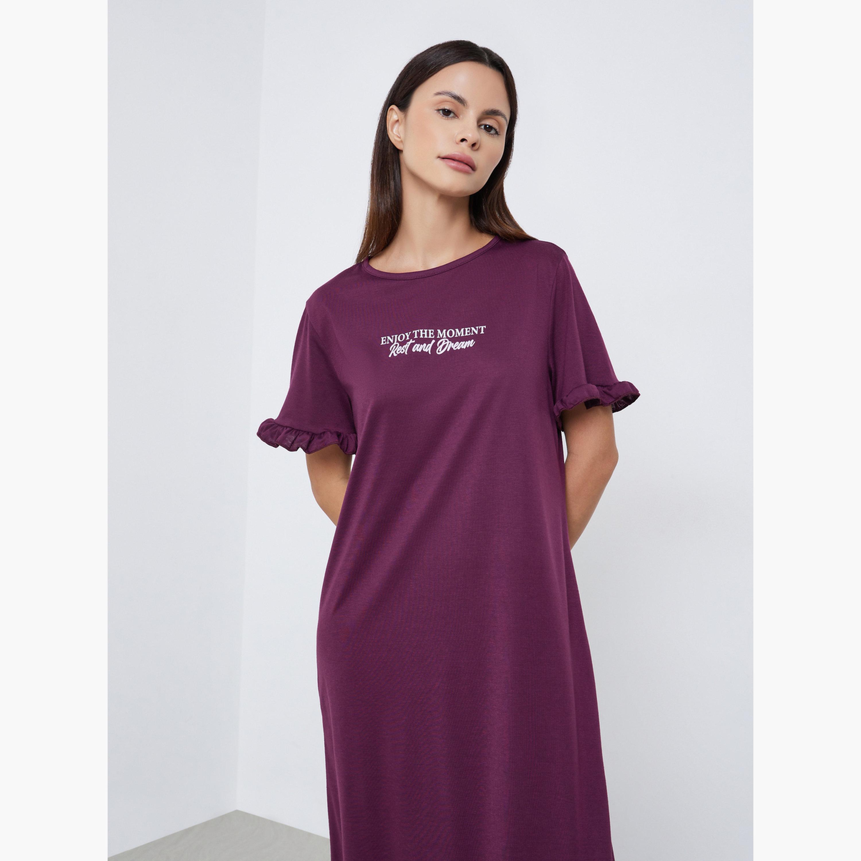 ستايلي - فستان نوم تي شيرت بأكمام مكشكشة وطبعة شعار للنساء-women-clothing-nightwear-nighties-image-2