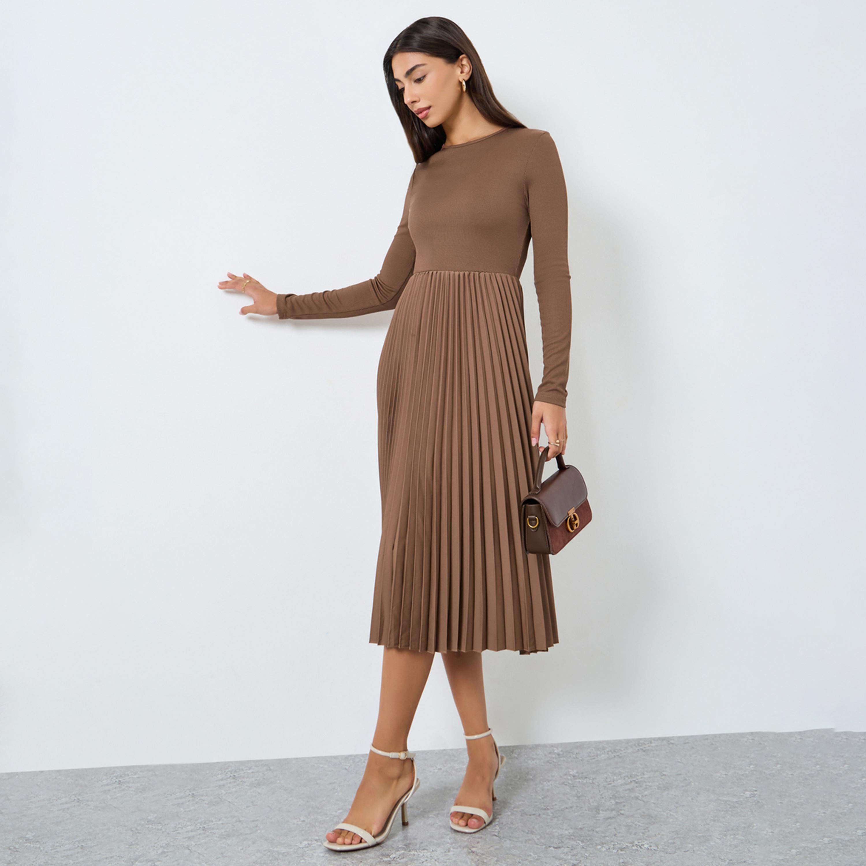 ستايلي - فستان متوسط ​​الطول بني اللون من قماش محبوك مضلع ومطوي-women-clothing-dresses-image-1