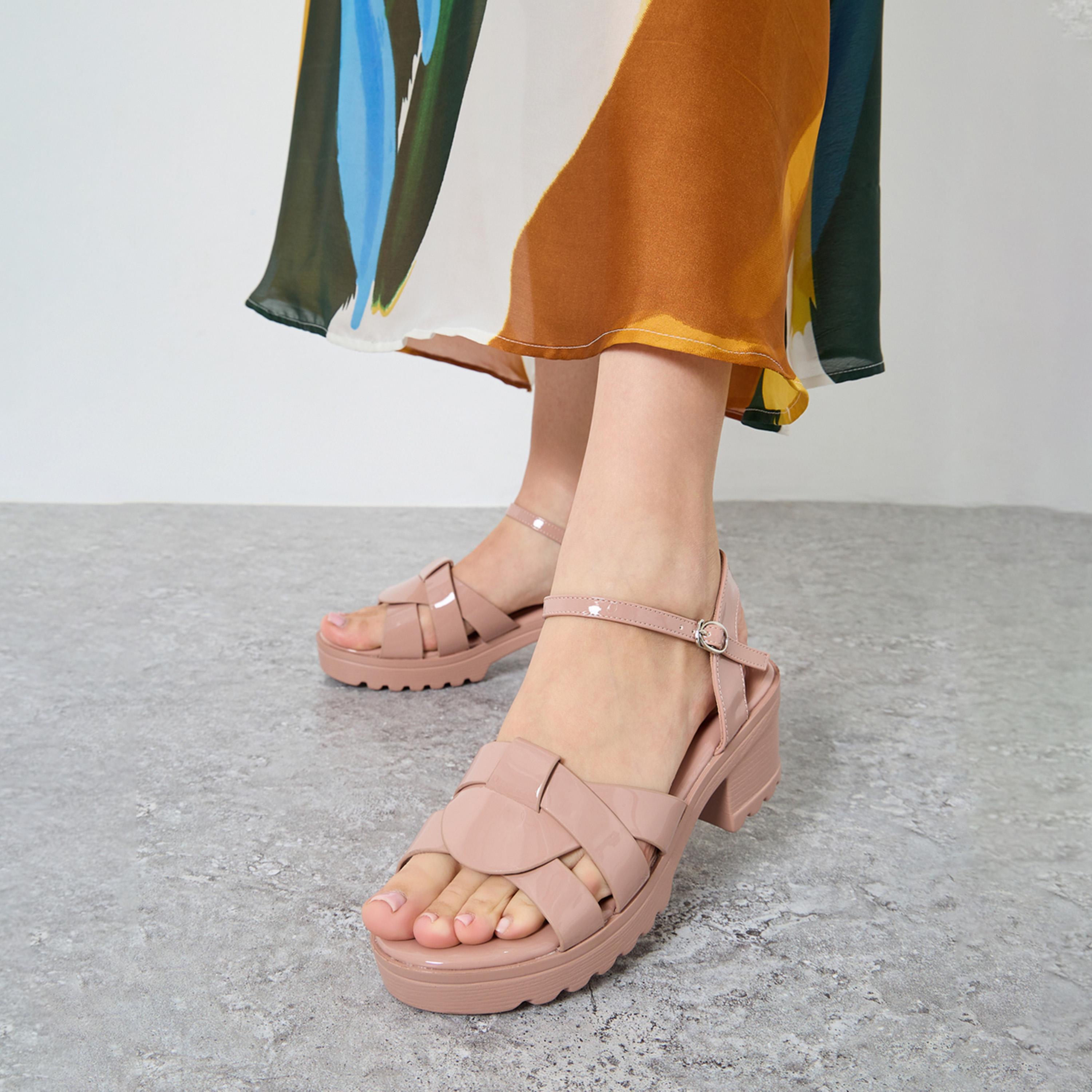 ستايلي - صندل بكعب منصة وأربطة مع رباط للكاحل للنساء-women-shoes-sandals-heeled-image-2