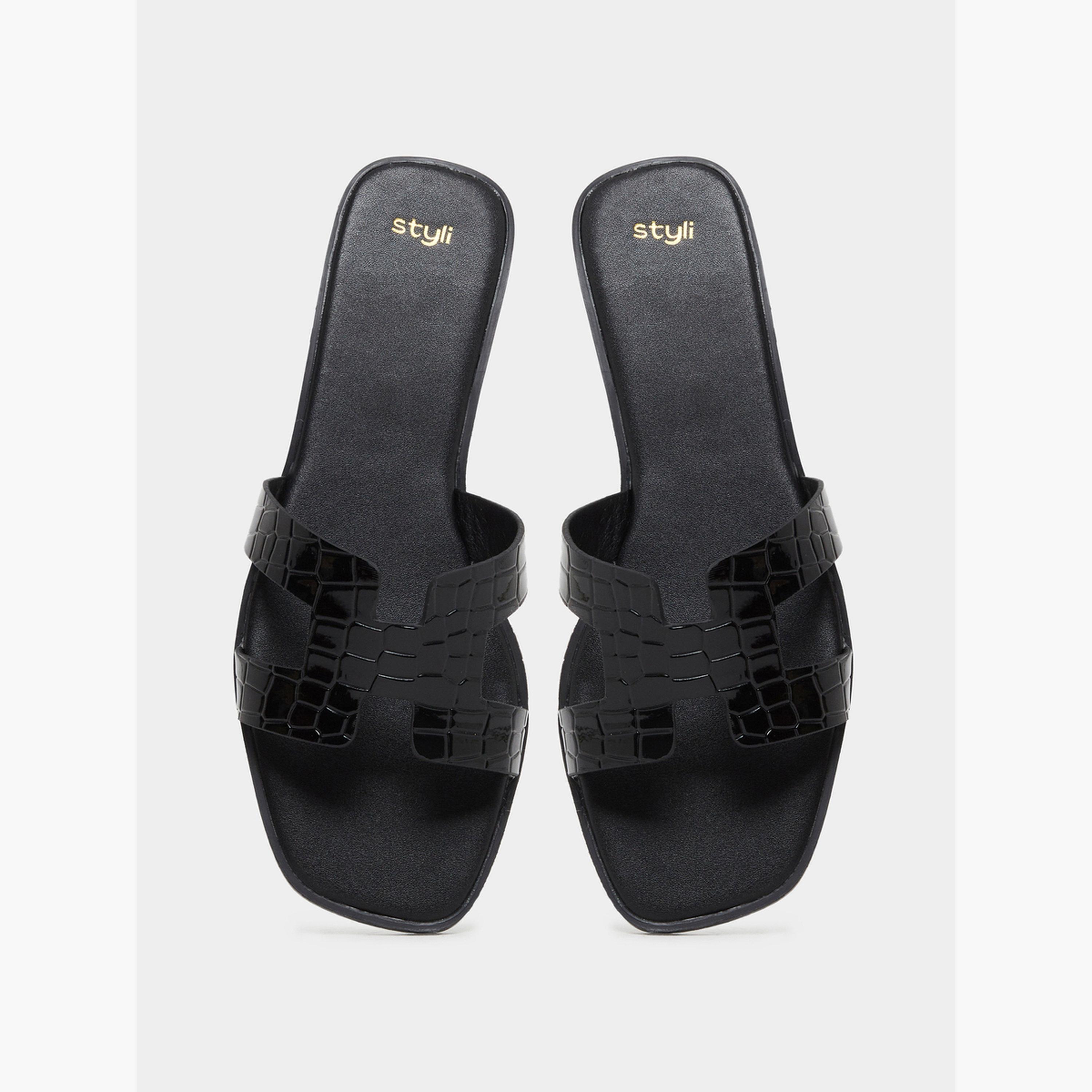 Styli Women Black Textured Strap Flat Sandals-women-shoes-sandals-flats-image-6