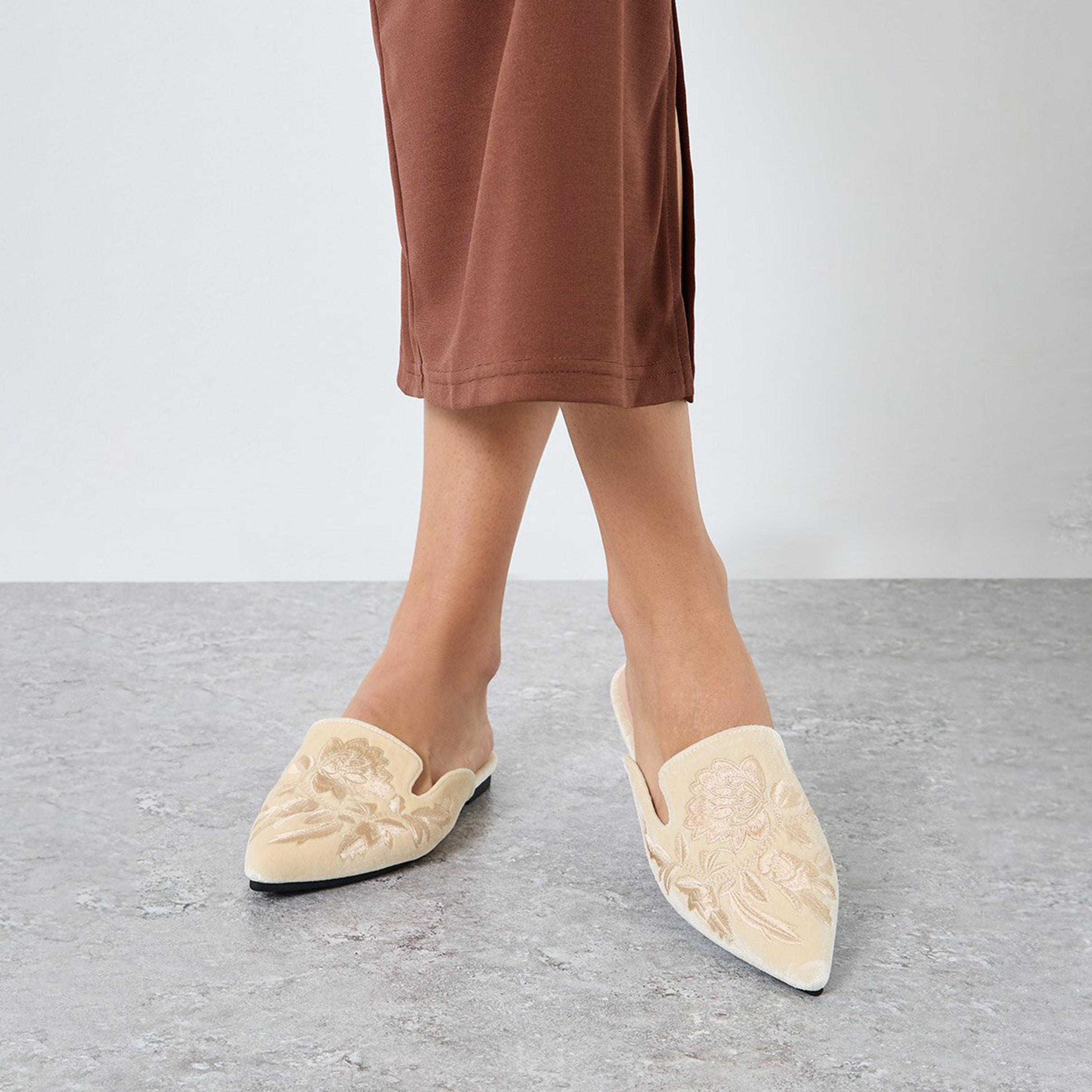 Styli Women Beige Embroidered Velvet Mules-women-shoes-flats-mules-image-2