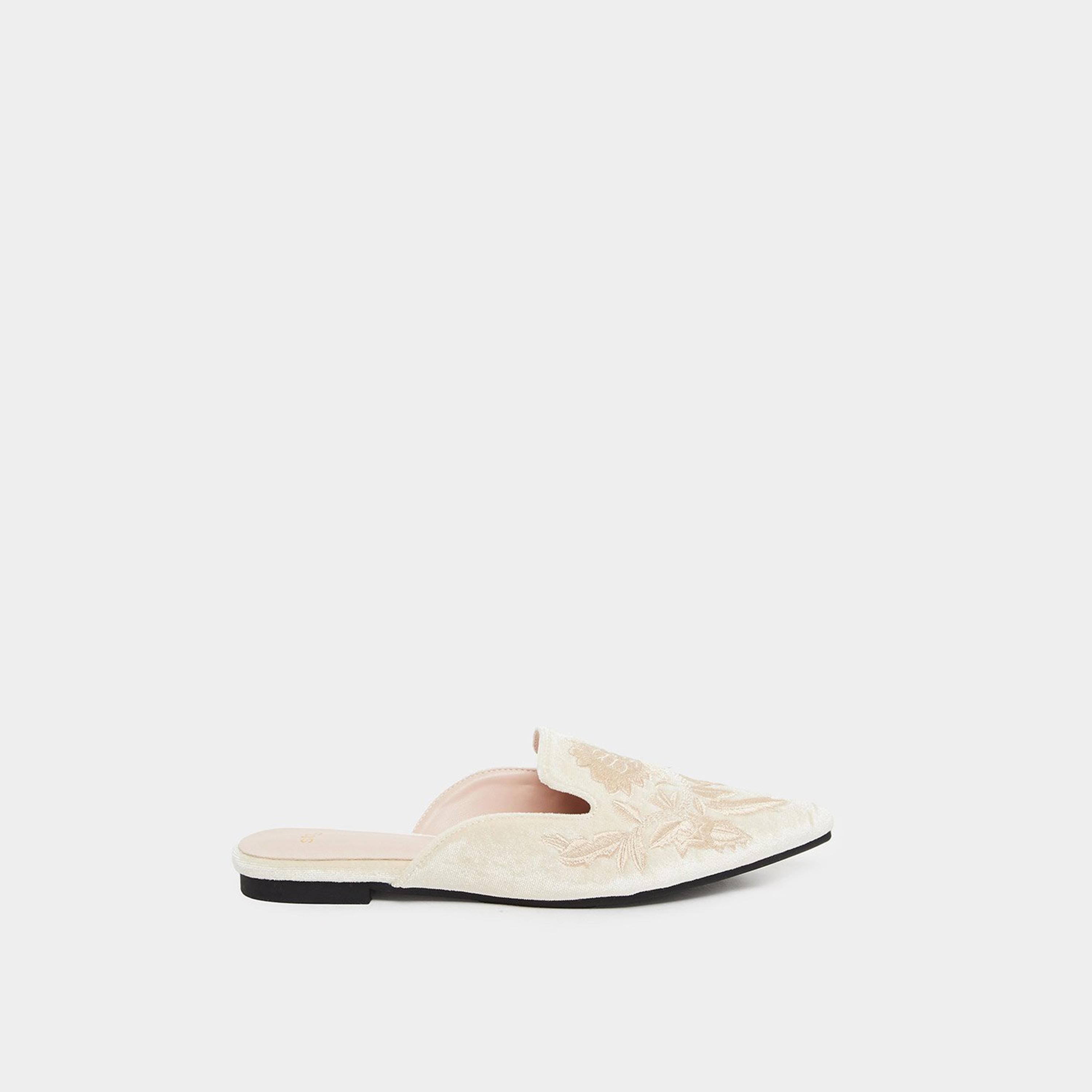 ستايلي - حذاء ميول مخملي مطرز لون بيج-women-shoes-flats-mules-image-3