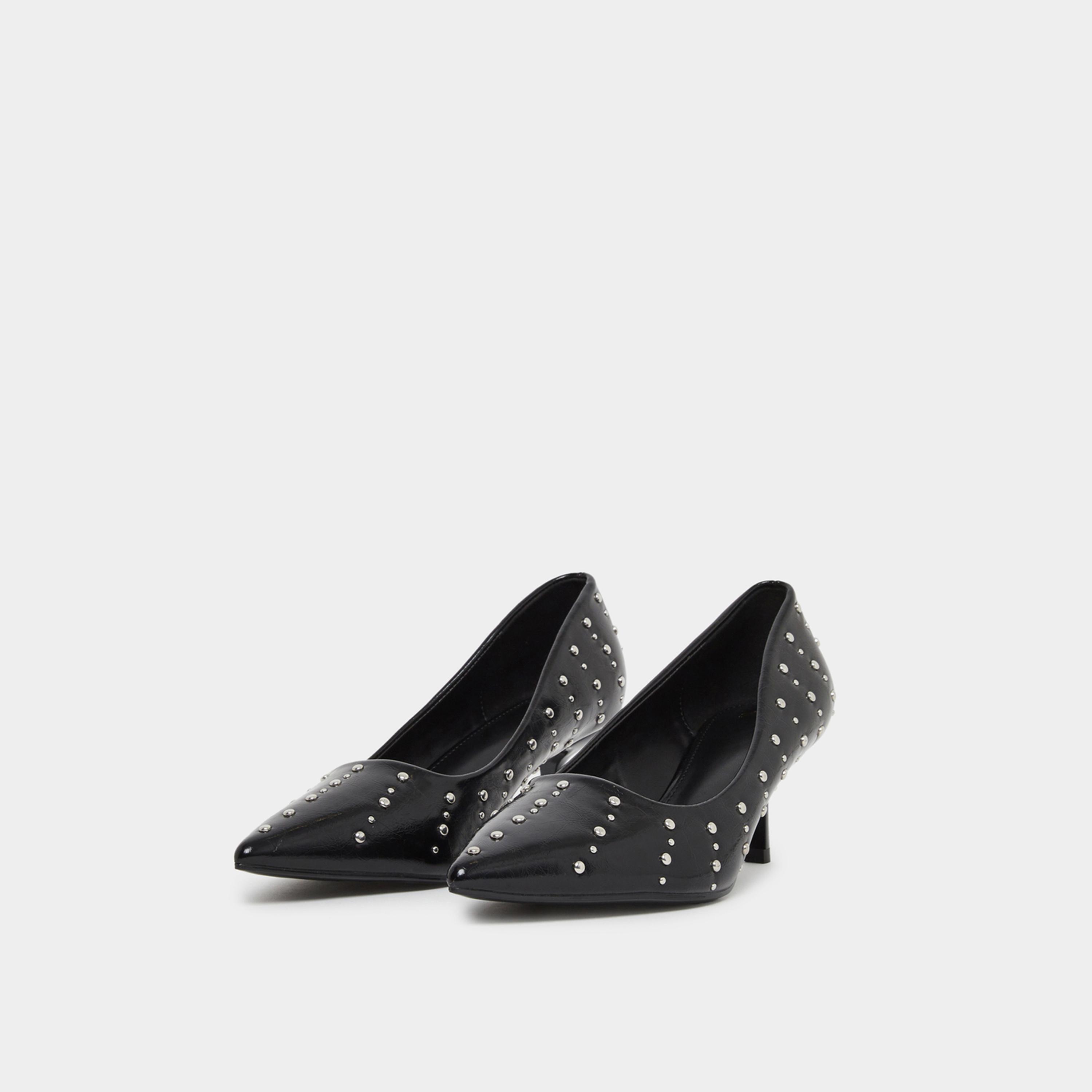 ستايلي - حذاء كورت أسود مرصع بمسامير وأصابع مدببة للنساء-women-shoes-sandals-heeled-image-1