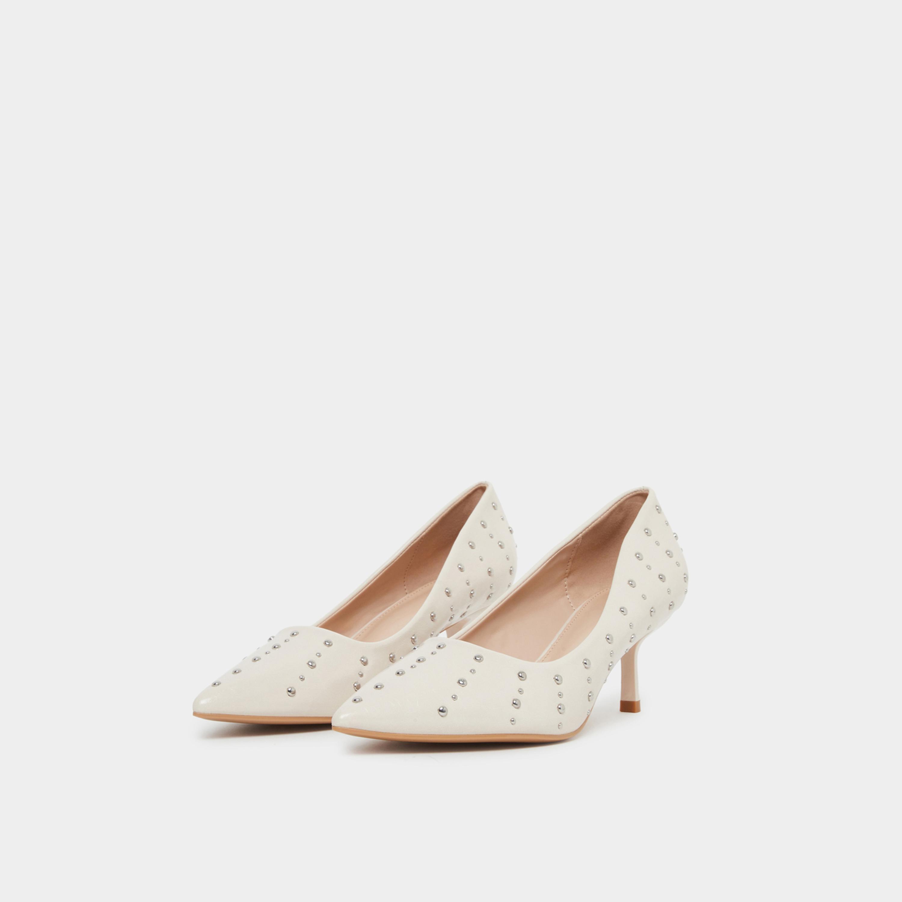 ستايلي - حذاء كورت بطرف مدبب ومرصع بالمسامير لون نود للنساء-women-shoes-sandals-heeled-image-1