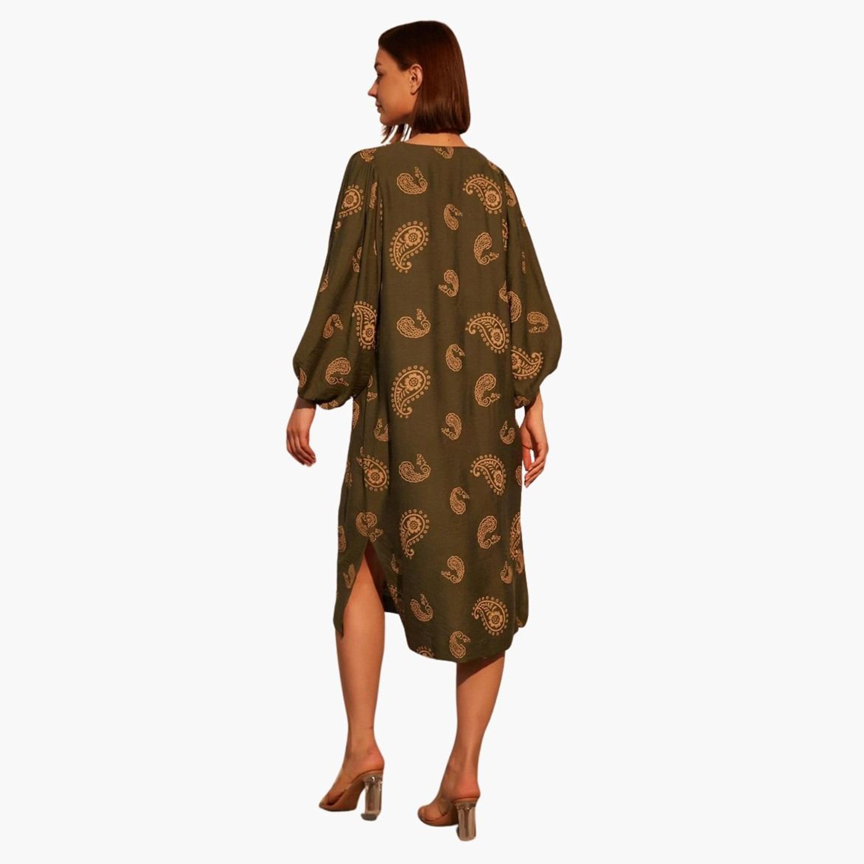 تيك تو - فستان متوسط الطول بطبعة بيزلي وأكمام واسعة-women-clothing-dresses-image-3