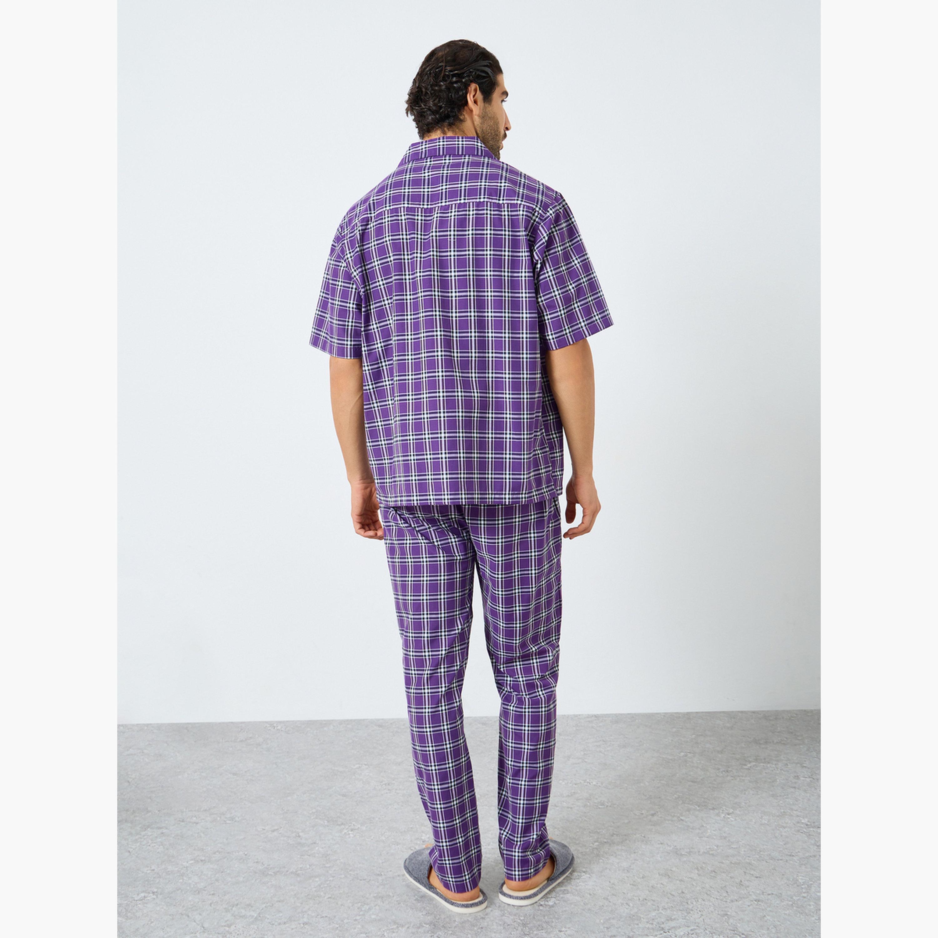 طقم بيجاما من بنطال وقميص كاروهات بقصة مريحة-men-clothing-nightwear-sets-image-2