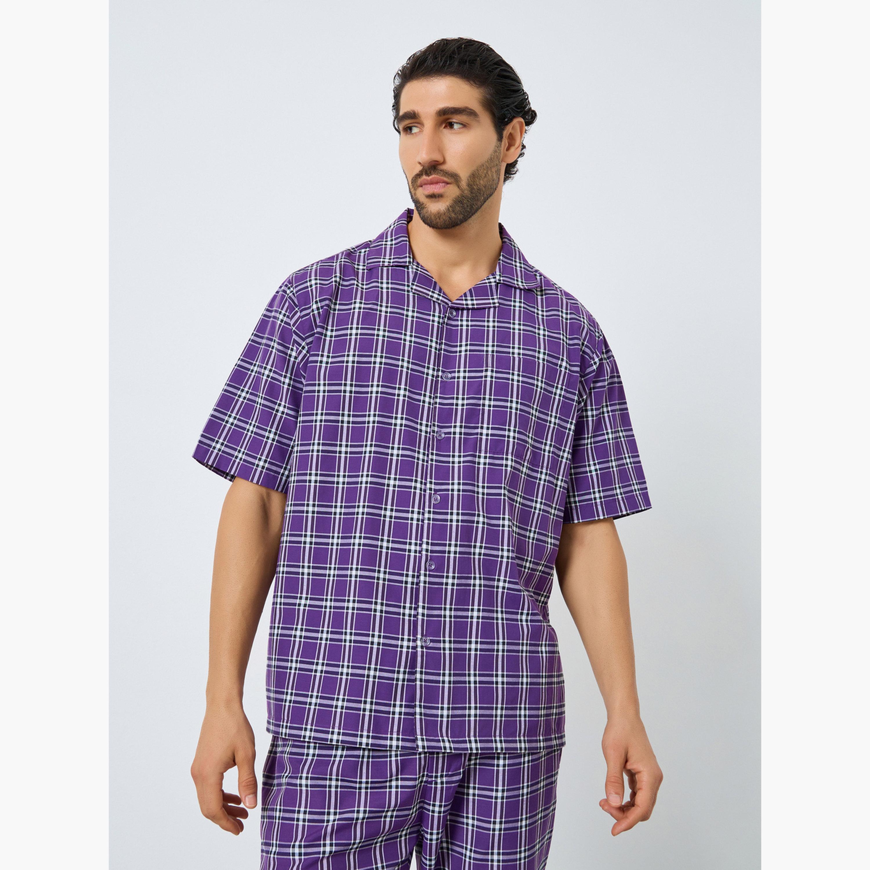 طقم بيجاما من بنطال وقميص كاروهات بقصة مريحة-men-clothing-nightwear-sets-image-3