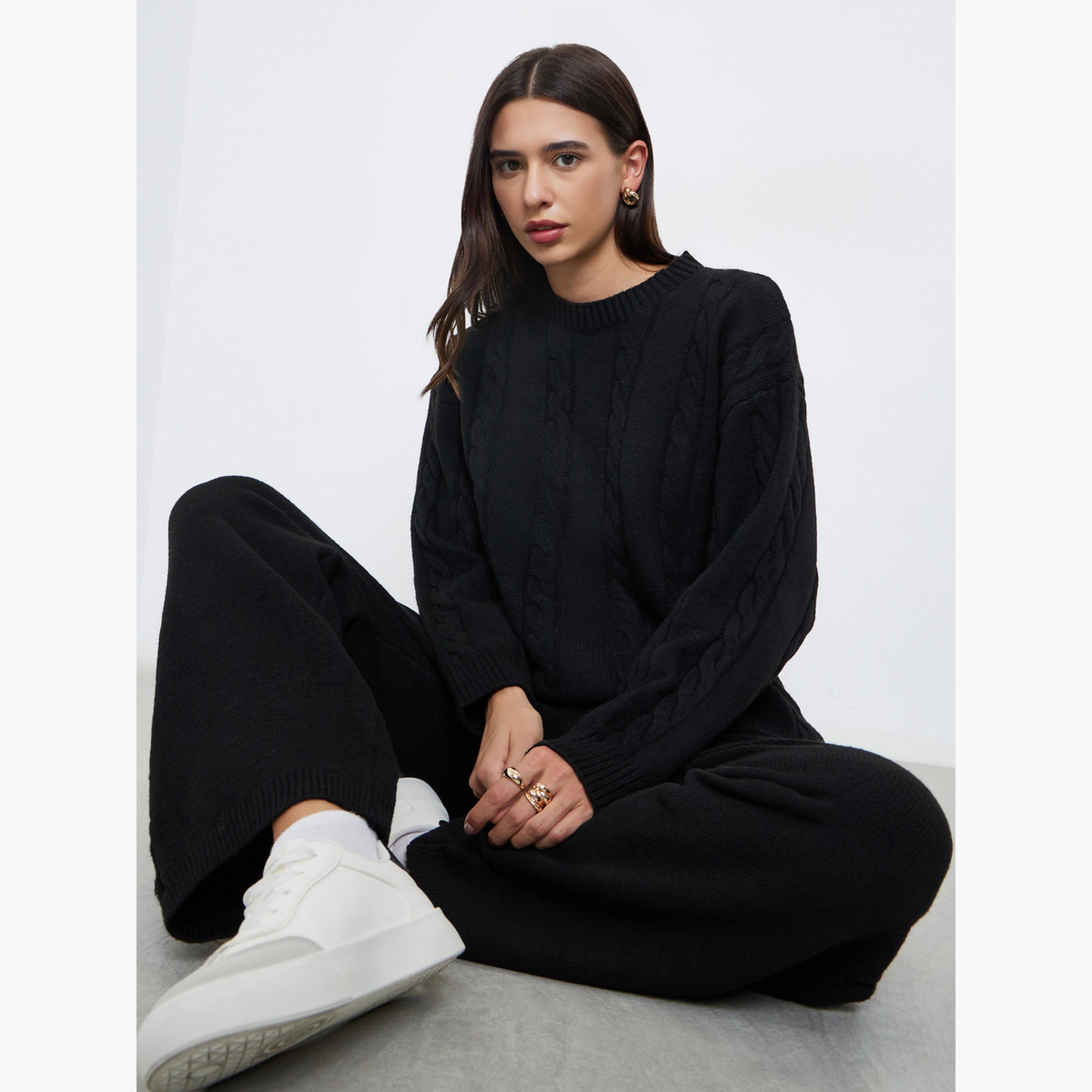 ستايلي - سترة وبنطال من نسيج كابلي أسود منسق-women-clothing-coordsets-image-2