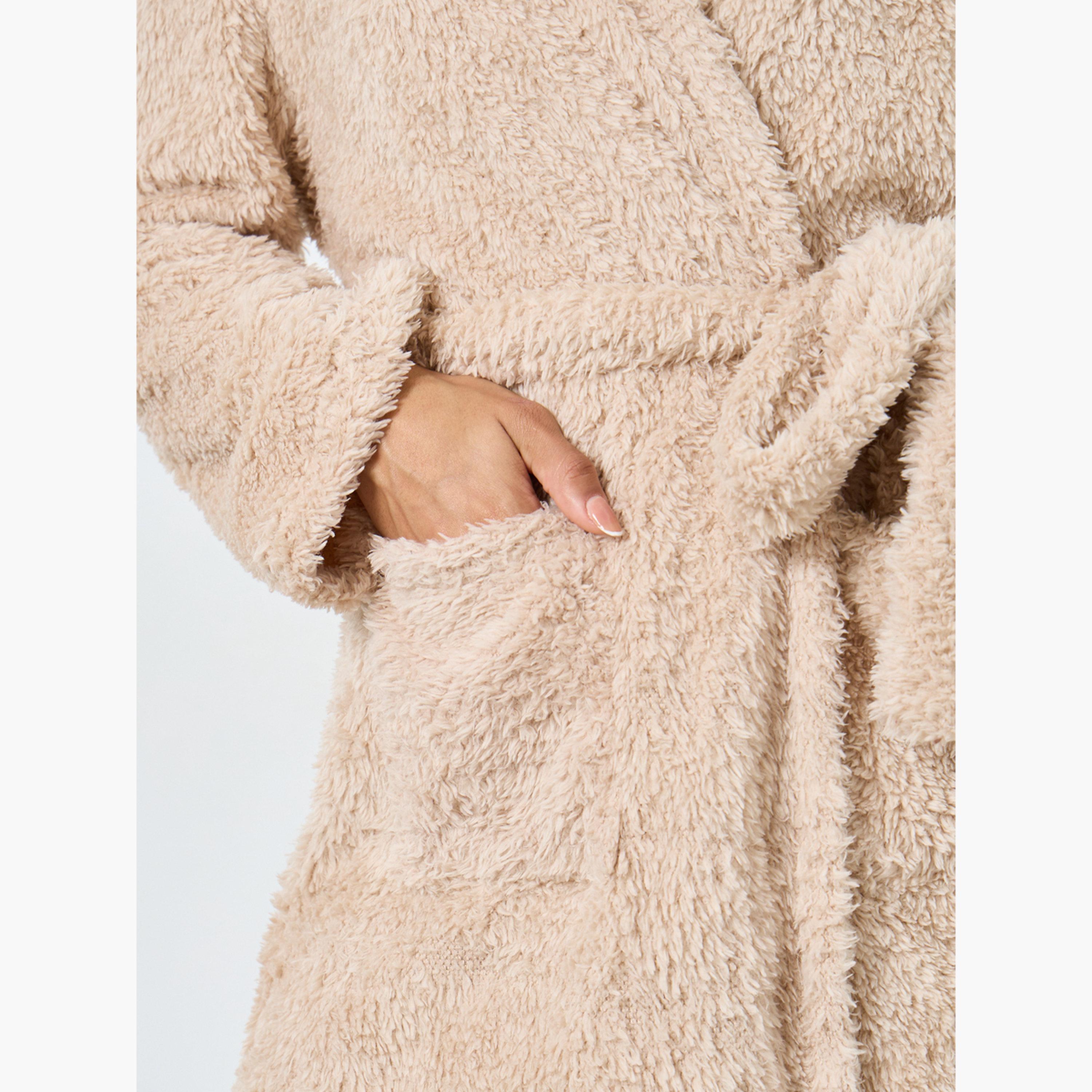 Styli Bear Ears Hooded Fleece Pocket Robe-women-clothing-nightwear-robes-image-4