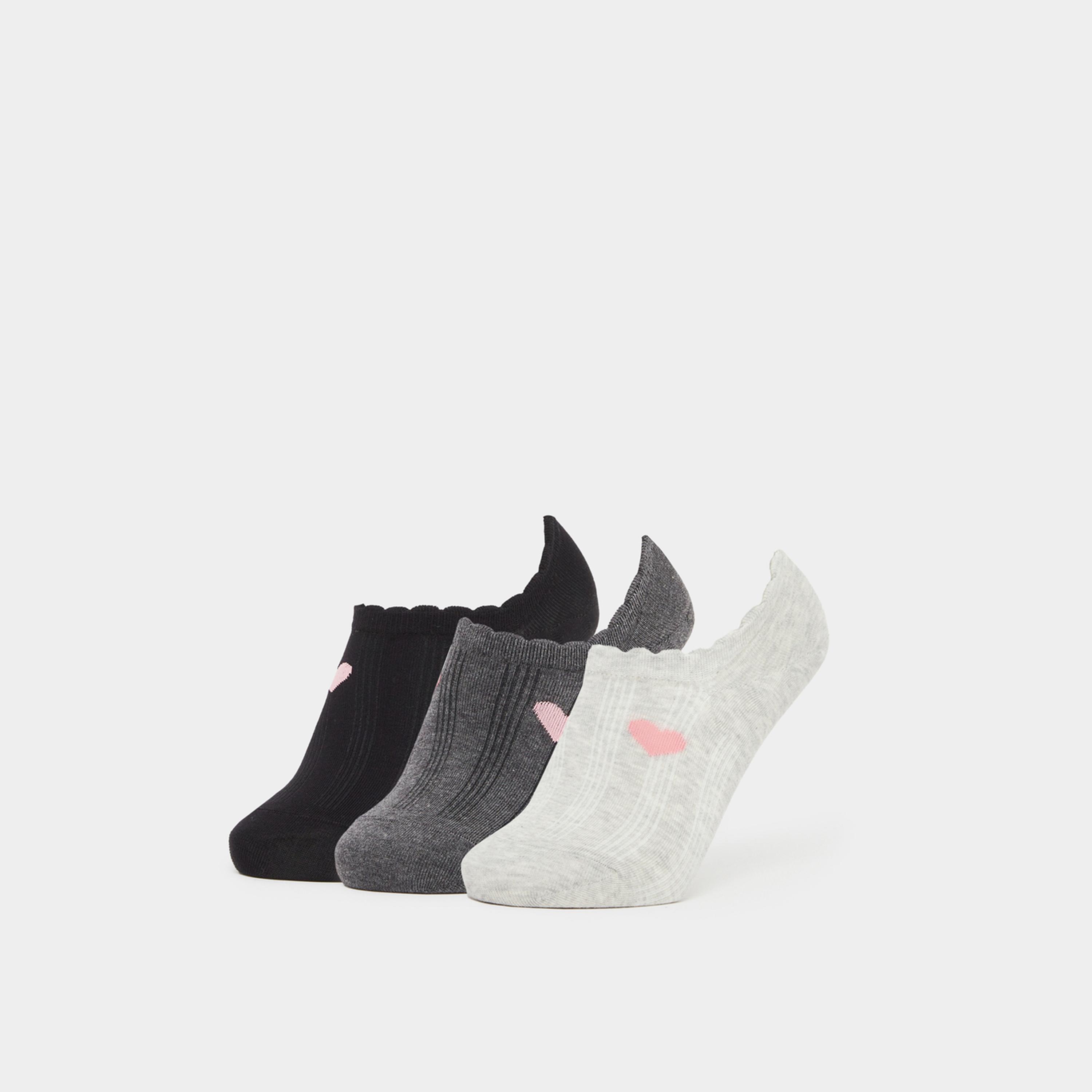 ستايلي - عبوة من قطع - 3 جوارب بتفاصيل قلب-women-socksandstockings-image-1
