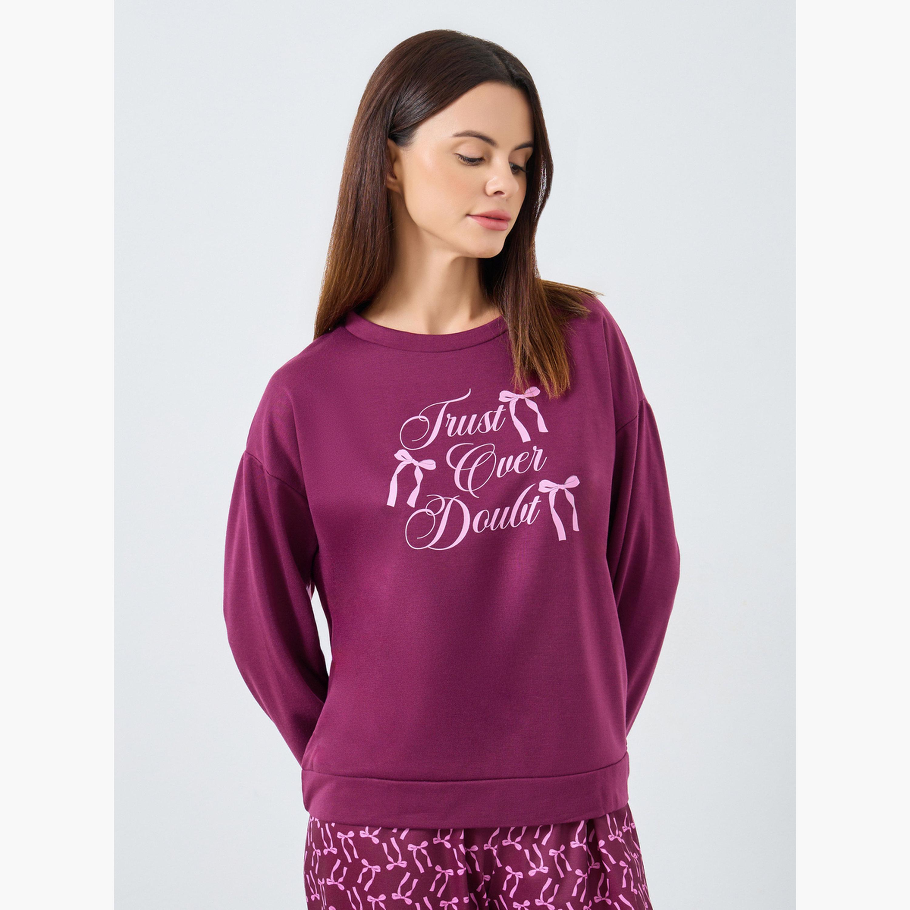 Styli Bow Slogan Print Sweatshirt and Pyjama Set-women-clothing-nightwear-pyjamas-longsets-image-3
