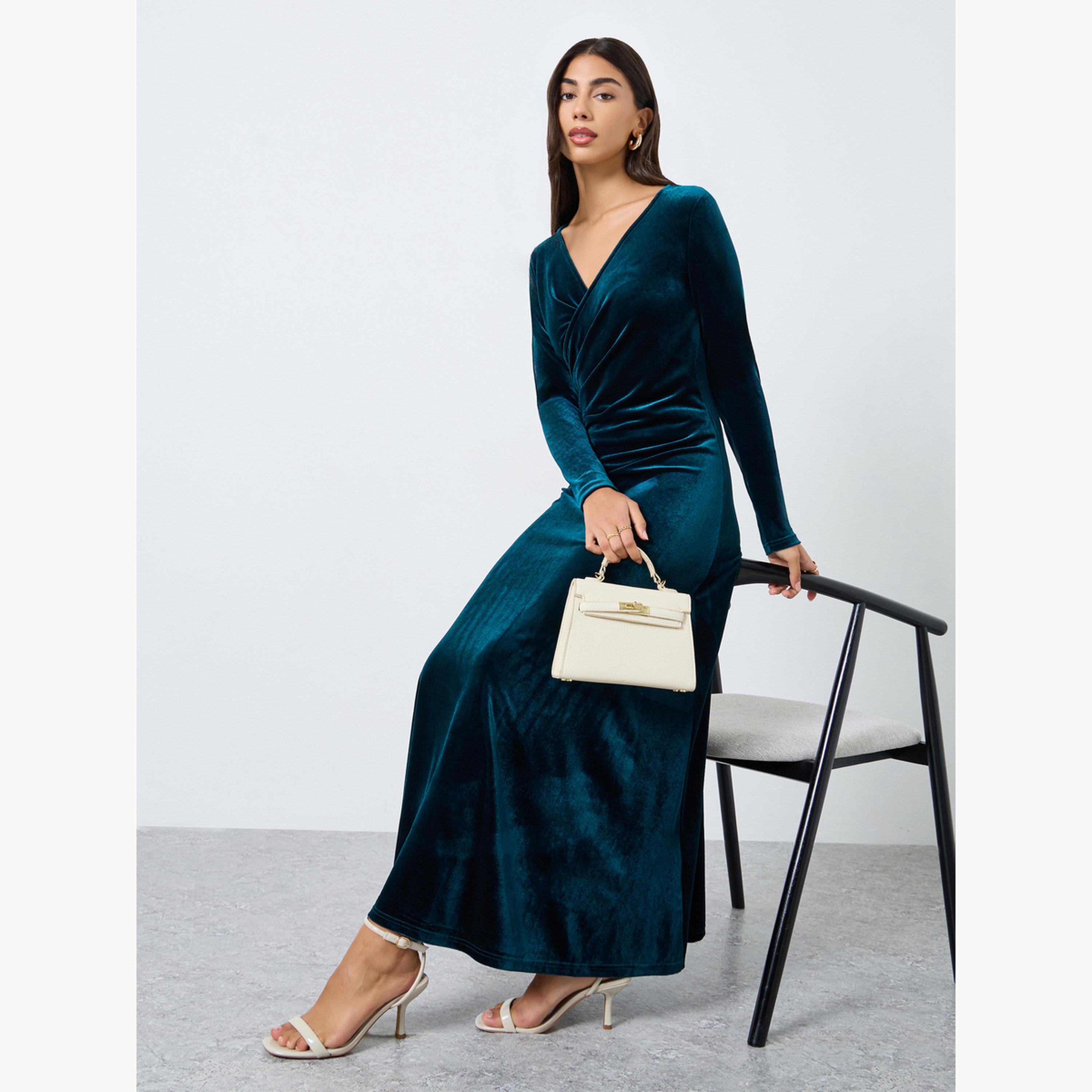 ستايلي - فستان سهرة ماكسي ملفوف من الأمام بمظهر مخملي بلون أزرق مخضر-women-clothing-dresses-image-2