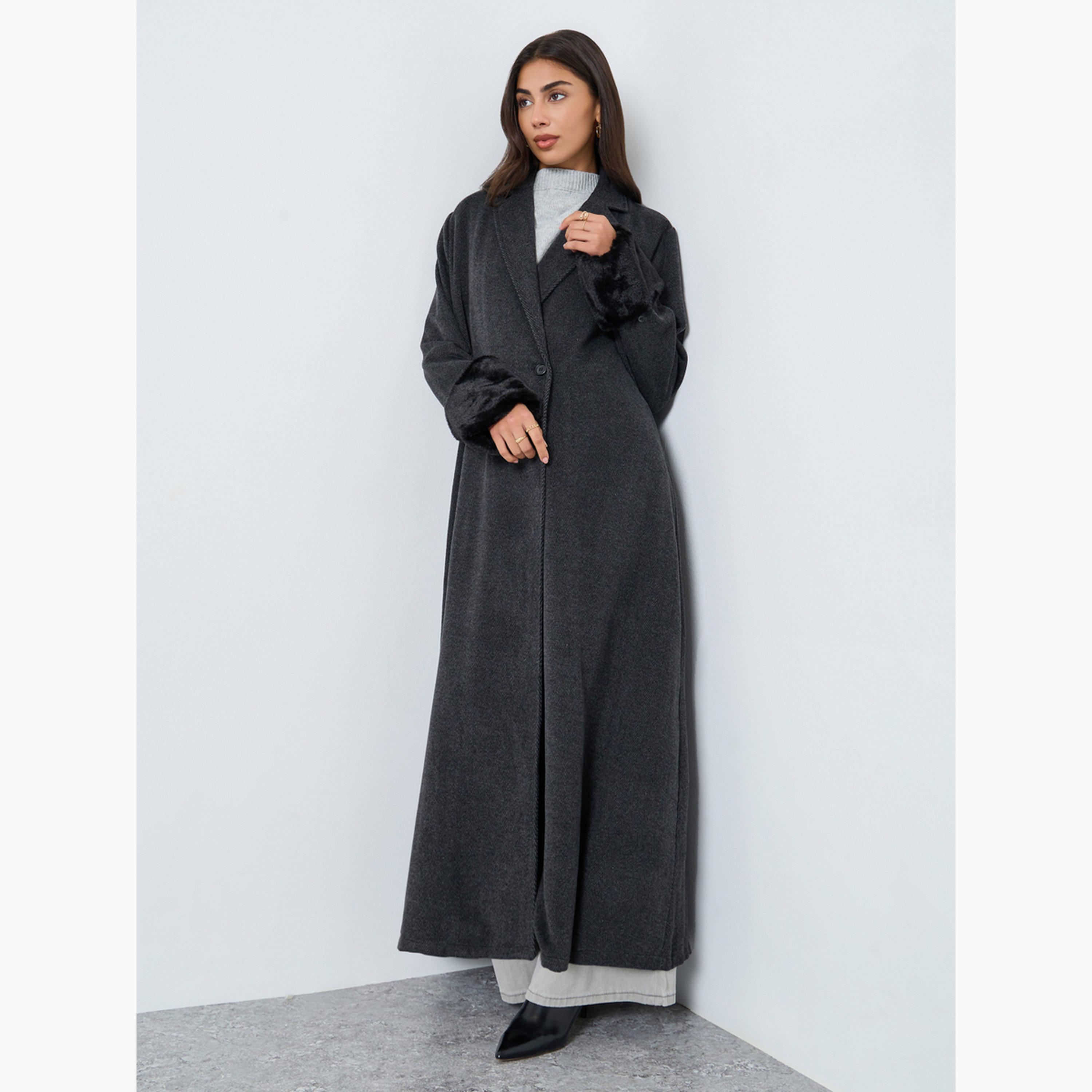Styli Herringbone Weave Blazer Collar Abaya with Faux Fur Cuff-women-arabicclothing-abayas-image-2