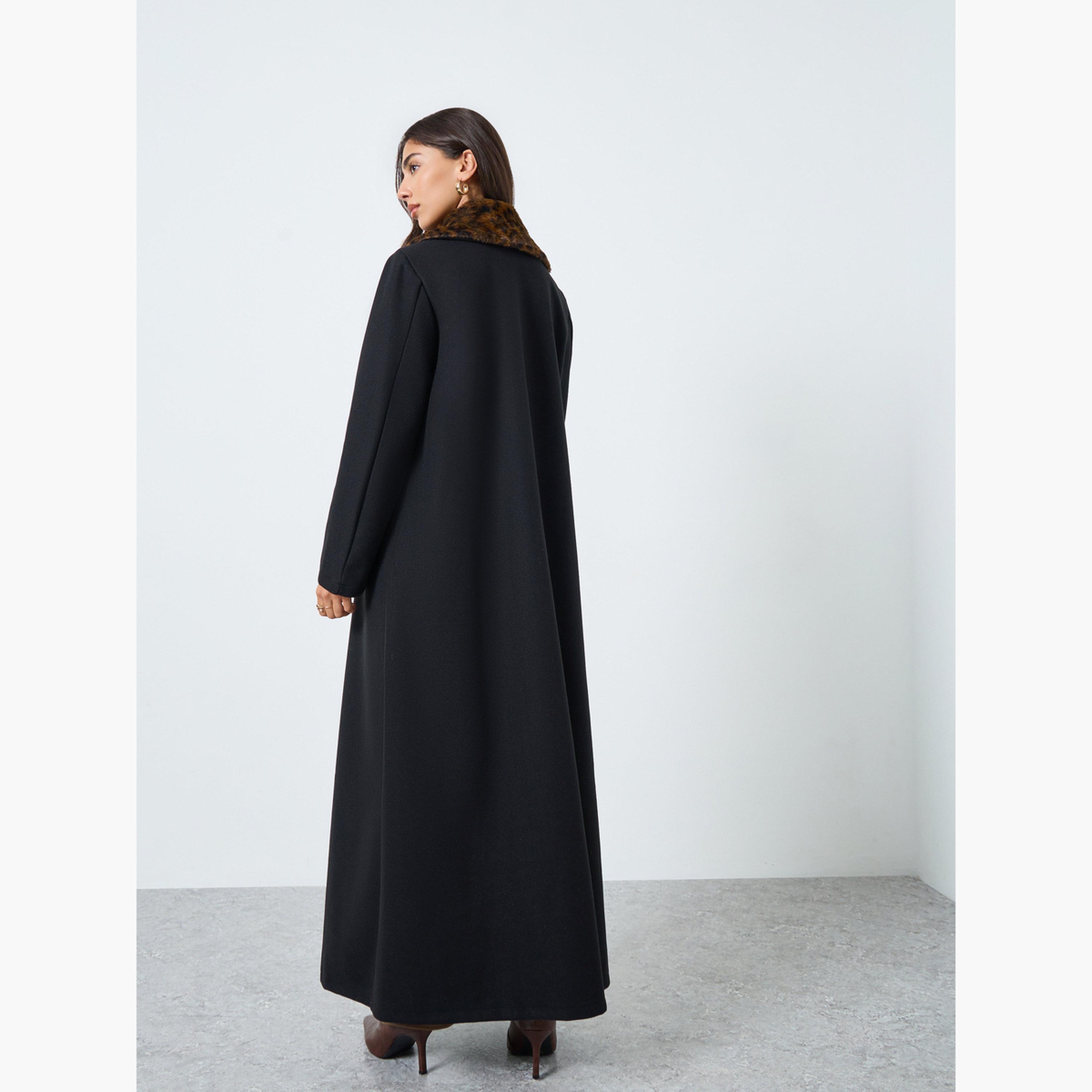 Styli Black Wool Like Abaya with Animal Print Faux Fur Collar-women-arabicclothing-abayas-image-4