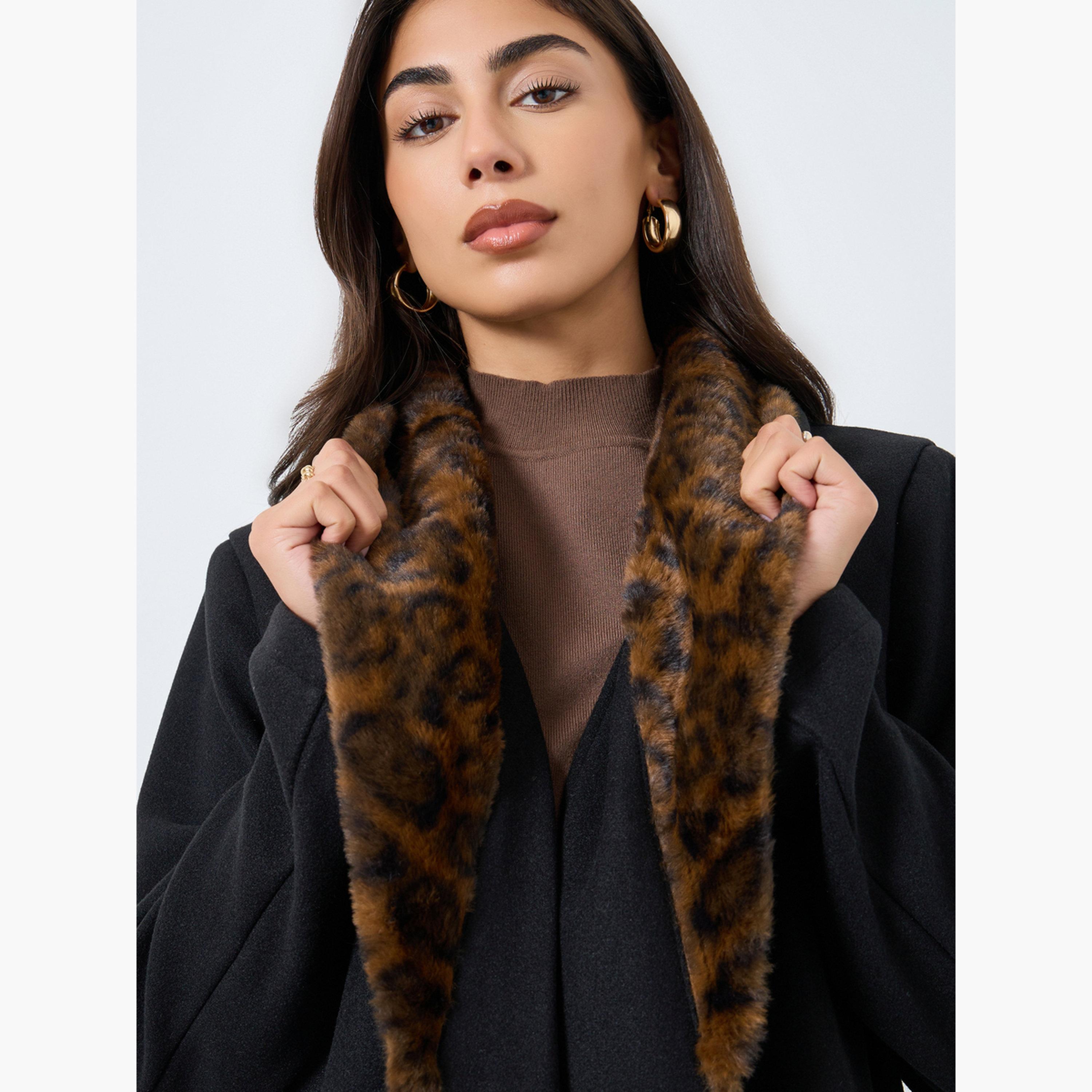 Styli Black Wool Like Abaya with Animal Print Faux Fur Collar-women-arabicclothing-abayas-image-5