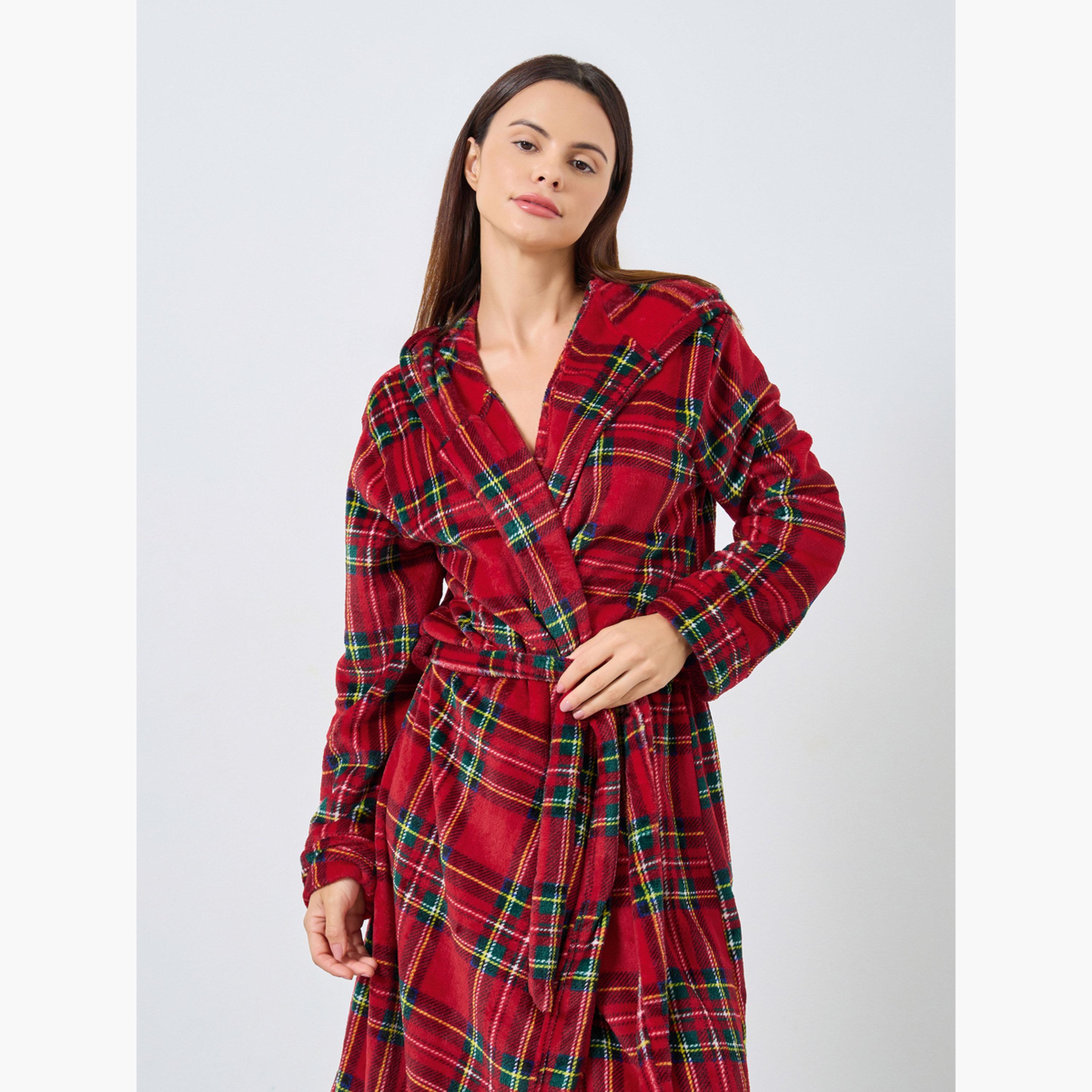 Styli Women Checked Fleece Hooded Robe-women-clothing-nightwear-robes-image-2