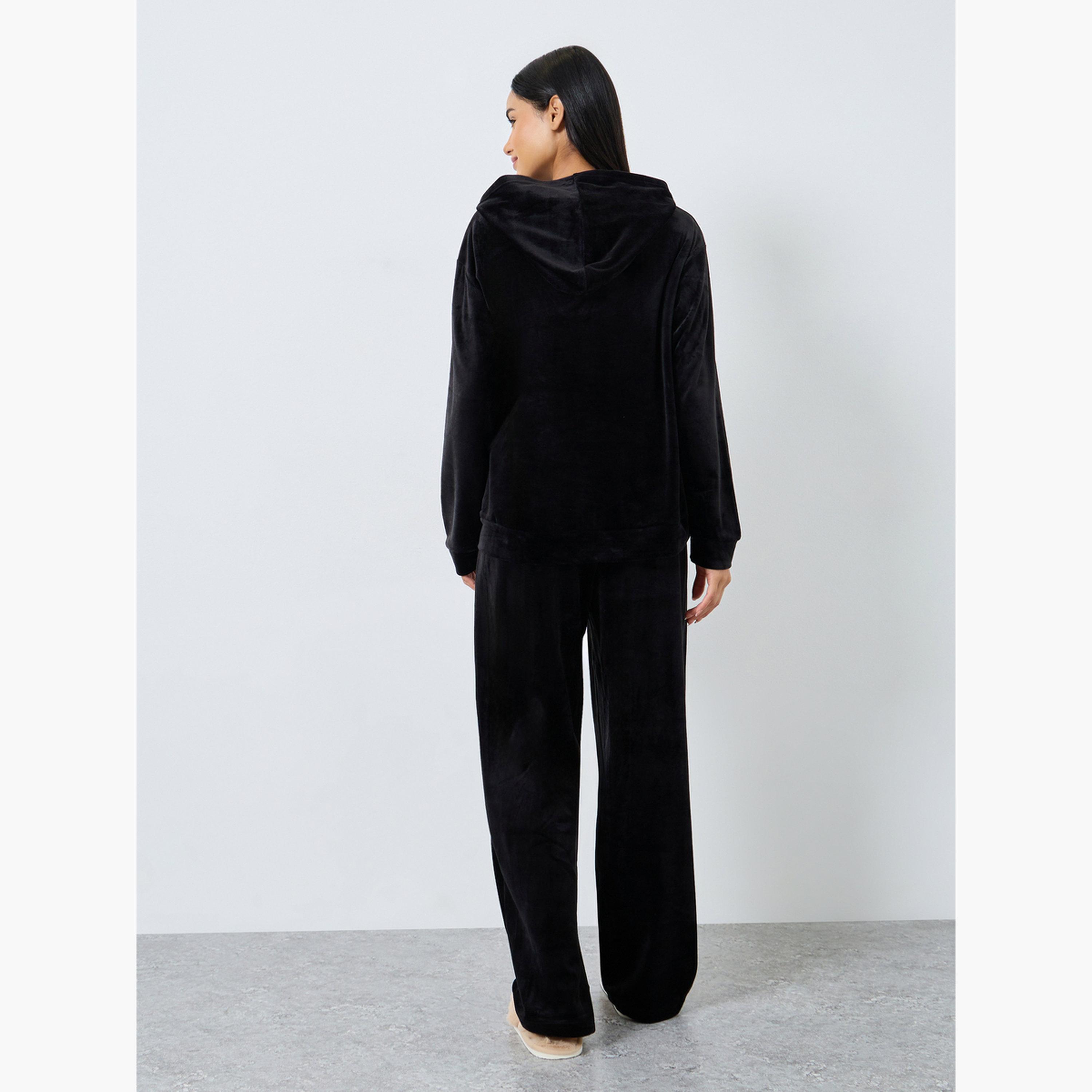 Styli Women Velvet Look Hooded Top and Pyjama Set-women-clothing-nightwear-pyjamas-longsets-image-3