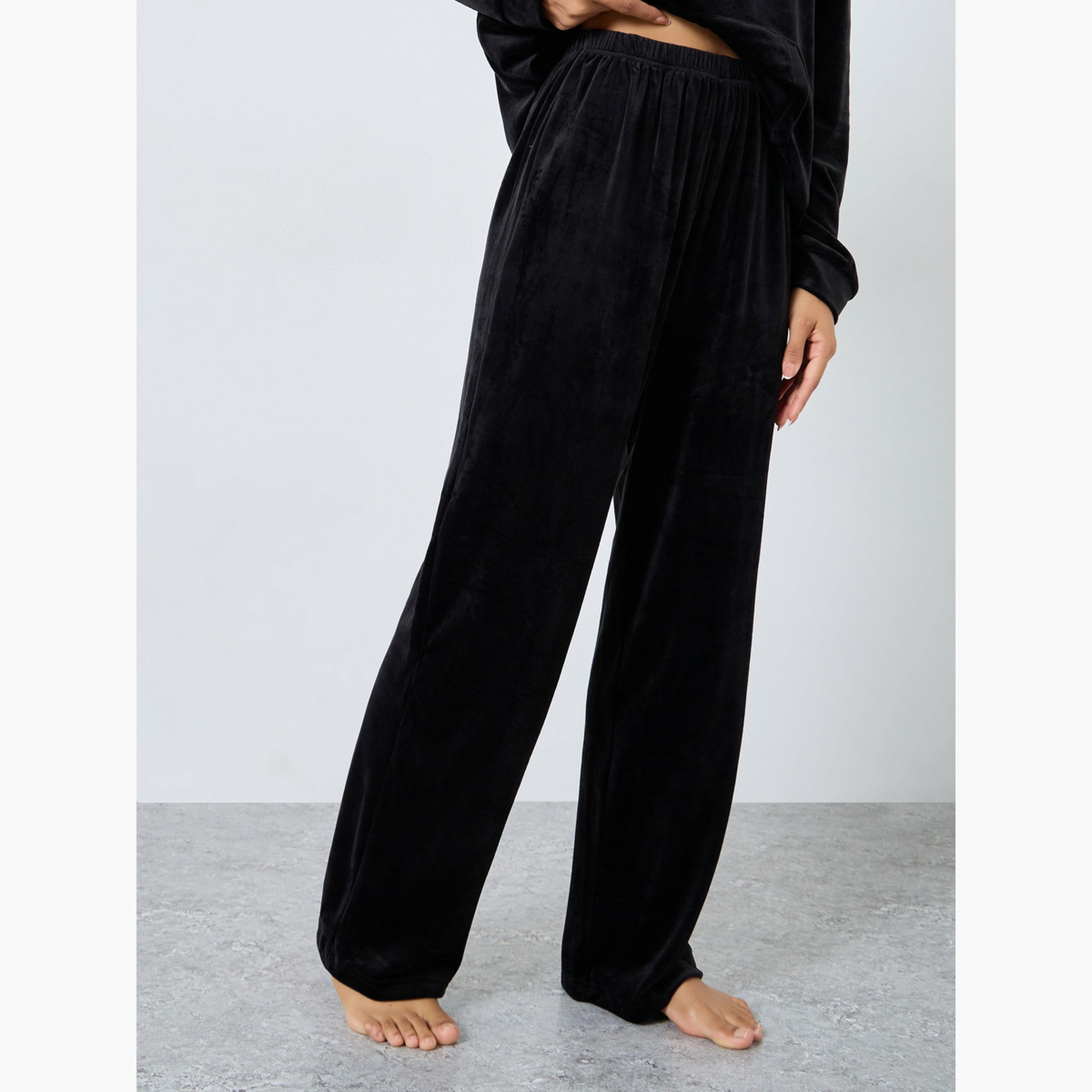 ستايلي - بيجاما قميص بغطاء رأس بمظهر مخملي للنساء-women-clothing-nightwear-pyjamas-longsets-image-4