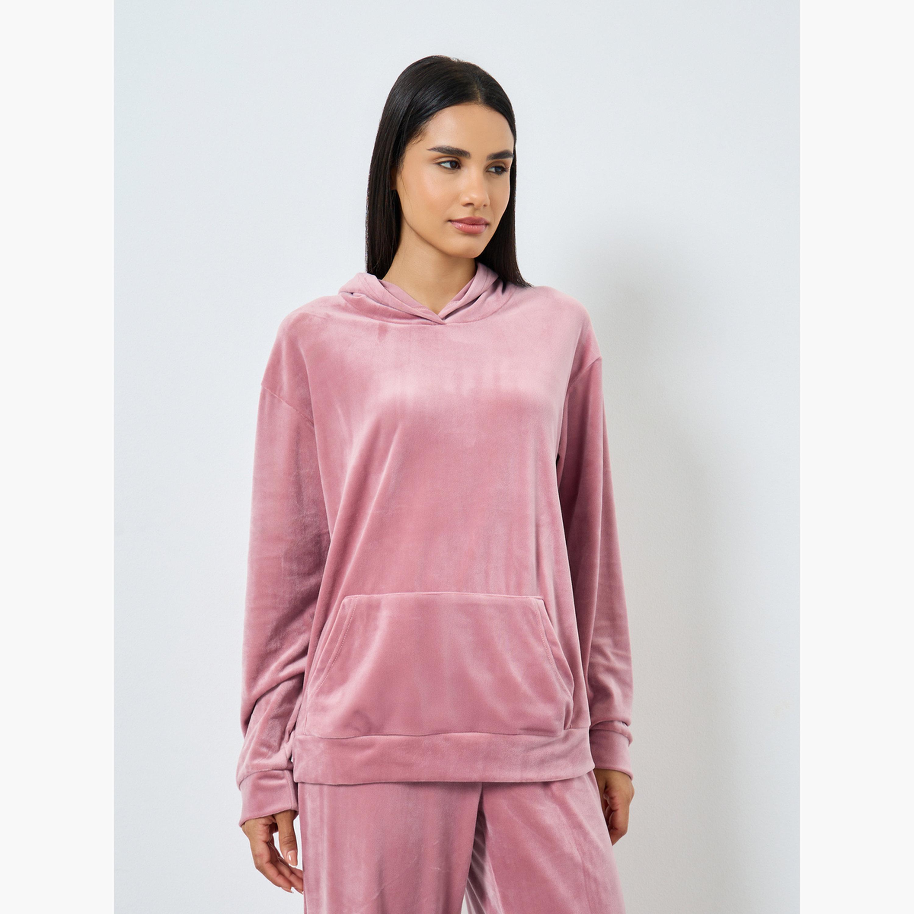 ستايلي - بيجاما قميص بغطاء رأس بمظهر مخملي للنساء-women-clothing-nightwear-pyjamas-longsets-image-2