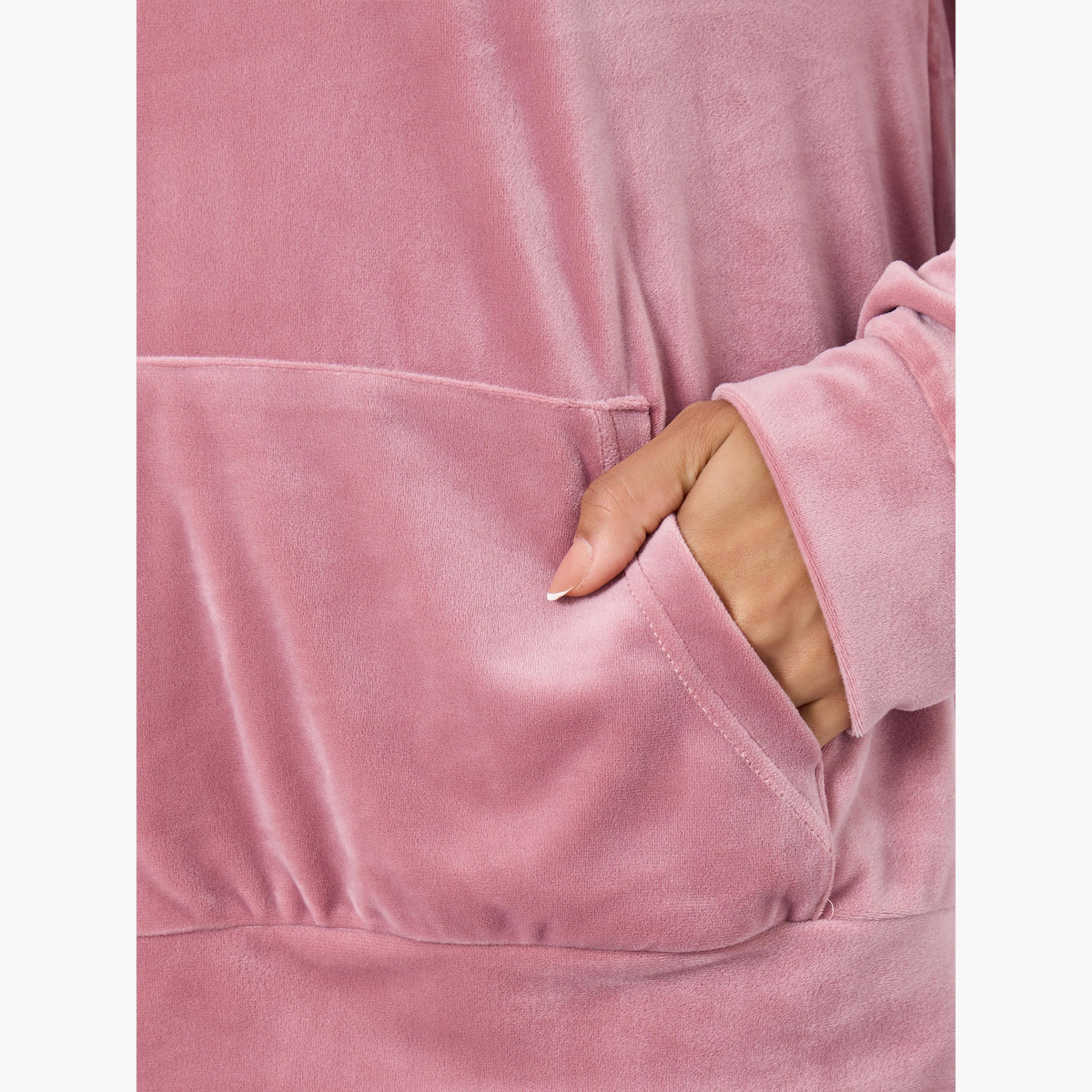 ستايلي - بيجاما قميص بغطاء رأس بمظهر مخملي للنساء-women-clothing-nightwear-pyjamas-longsets-image-5