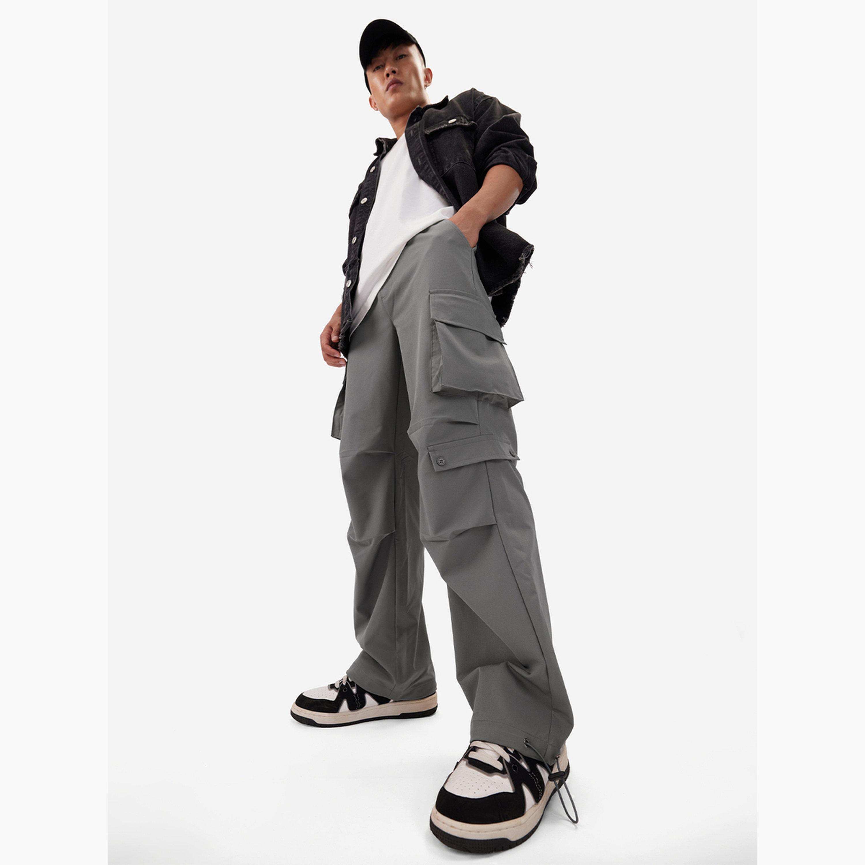 ذا سولد ستور × ستايلي - بنطال رجالي رمادي اللون مزود بجيوب ومظلات-men-clothing-bottoms-trousersandchinos-trousers-image-2