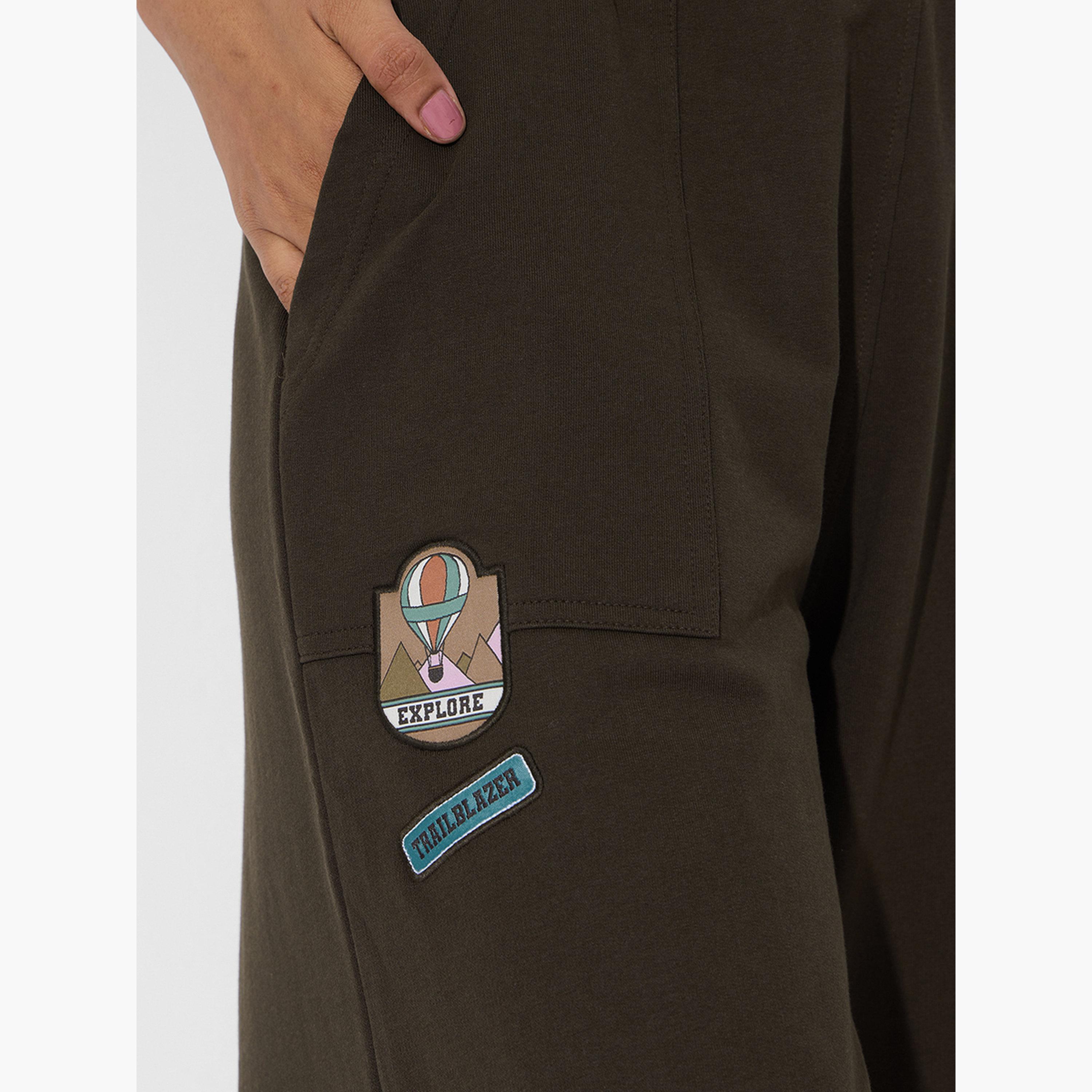 ذا سولد ستور × ستايلي - بنطال رياضي فضفاض لون بني مع تفاصيل حواف-women-clothing-bottoms-joggers-image-4