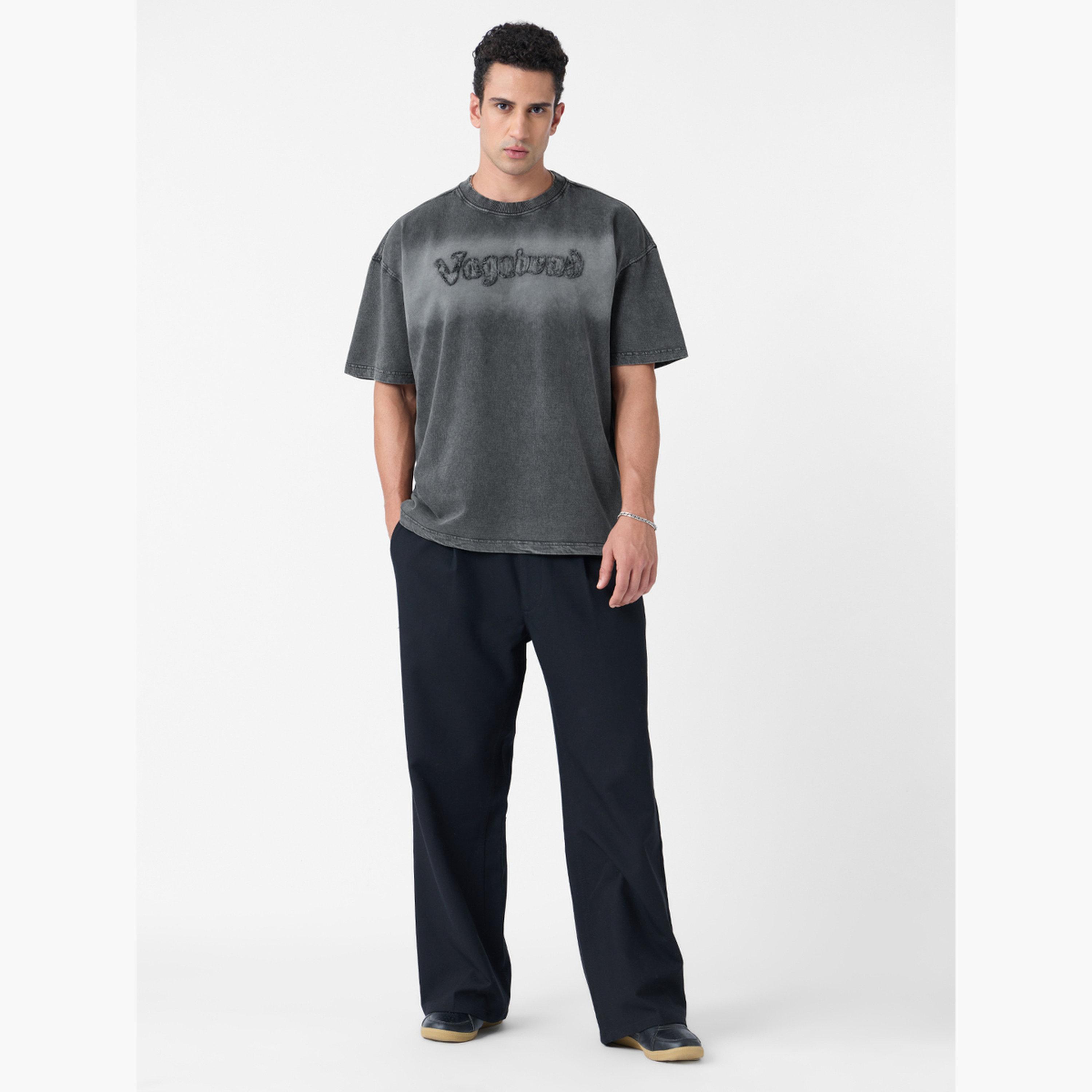 ذا سولد ستور × ستايلي - تي شيرت رجالي حجم كبير بتصميم قديم وممزق-men-clothing-tshirtsandpolos-tshirts-image-2