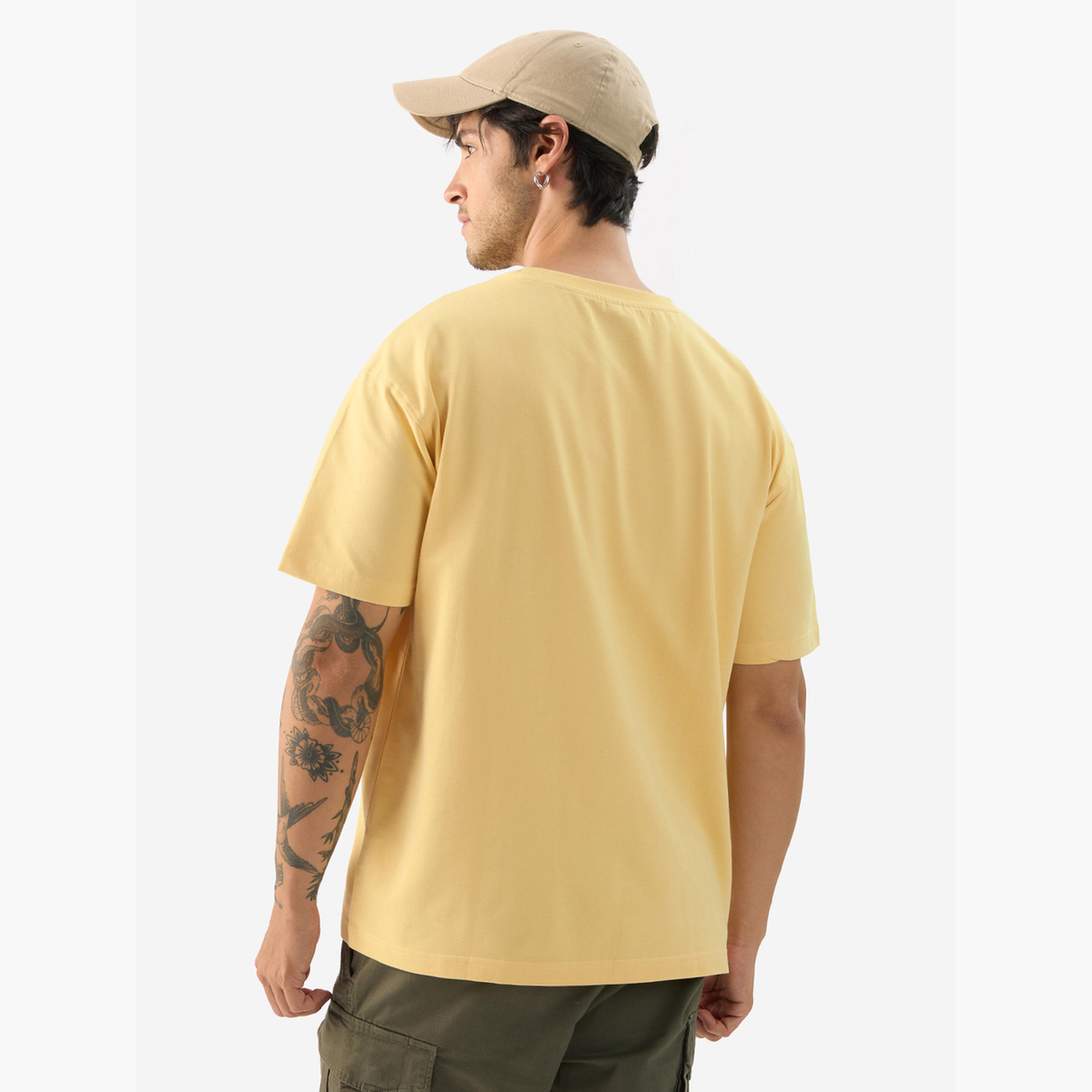 ذا سولد ستور × ستايلي - تي شيرت رجالي حجم كبير برسومات لون أصفر-men-clothing-tshirtsandpolos-tshirts-image-4