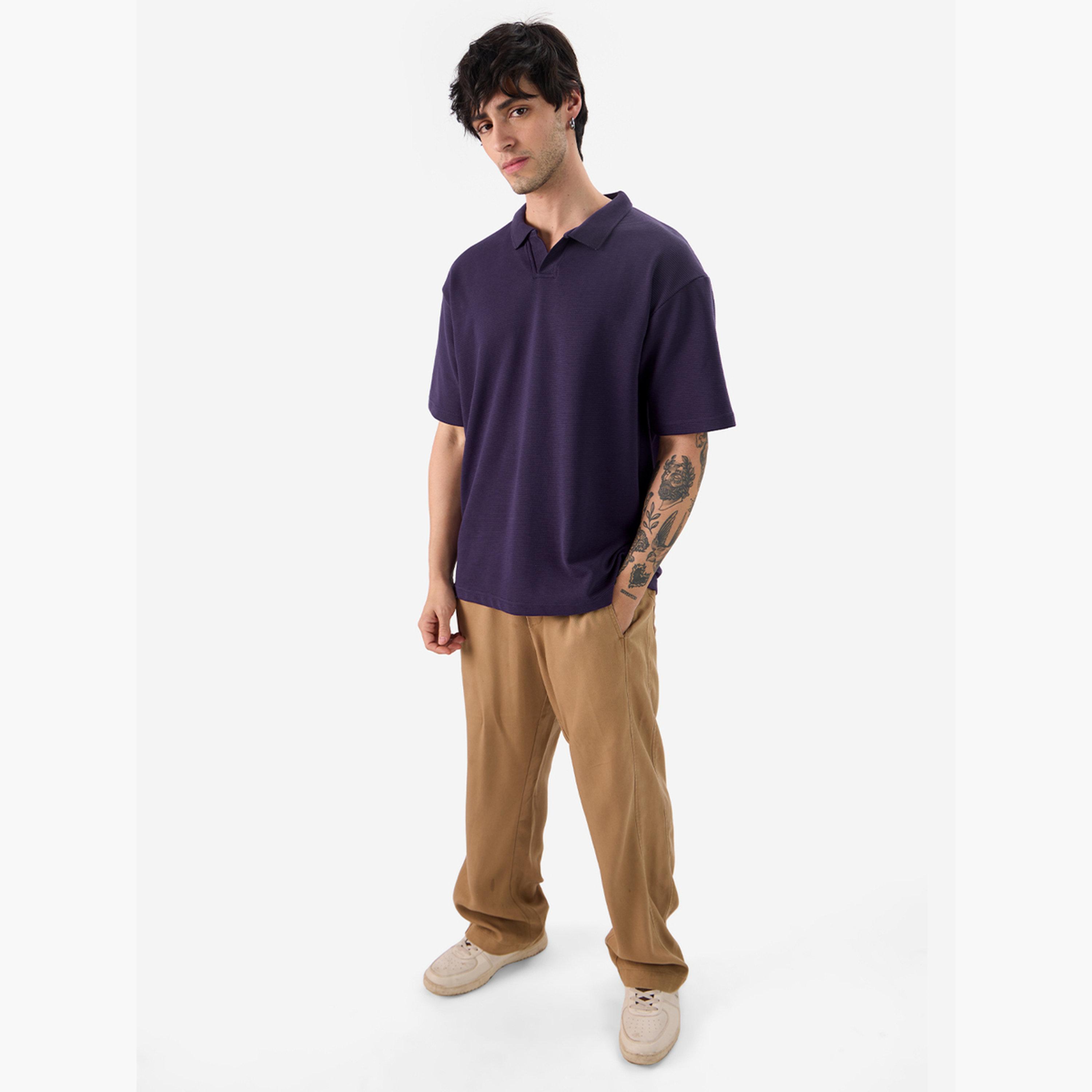 ذا سولد ستور × ستايلي - قميص بولو رجالي أرجواني اللون محبوك وحجم كبير-men-clothing-tshirtsandpolos-tshirts-image-2