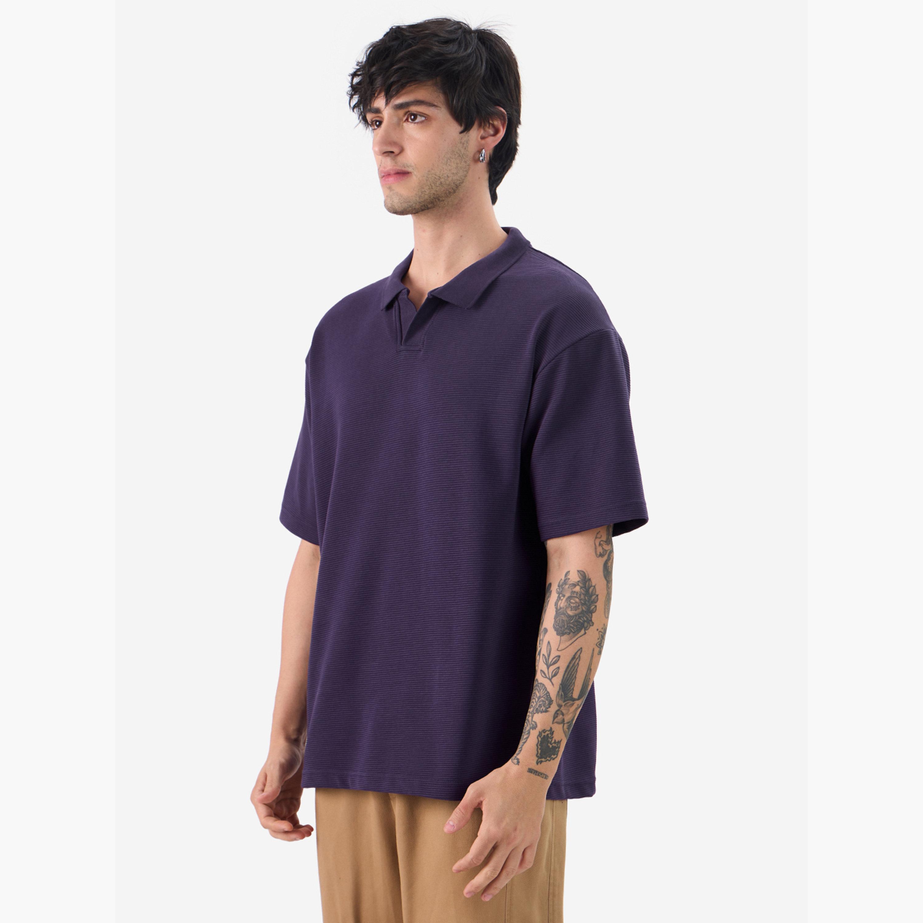 ذا سولد ستور × ستايلي - قميص بولو رجالي أرجواني اللون محبوك وحجم كبير-men-clothing-tshirtsandpolos-tshirts-image-3
