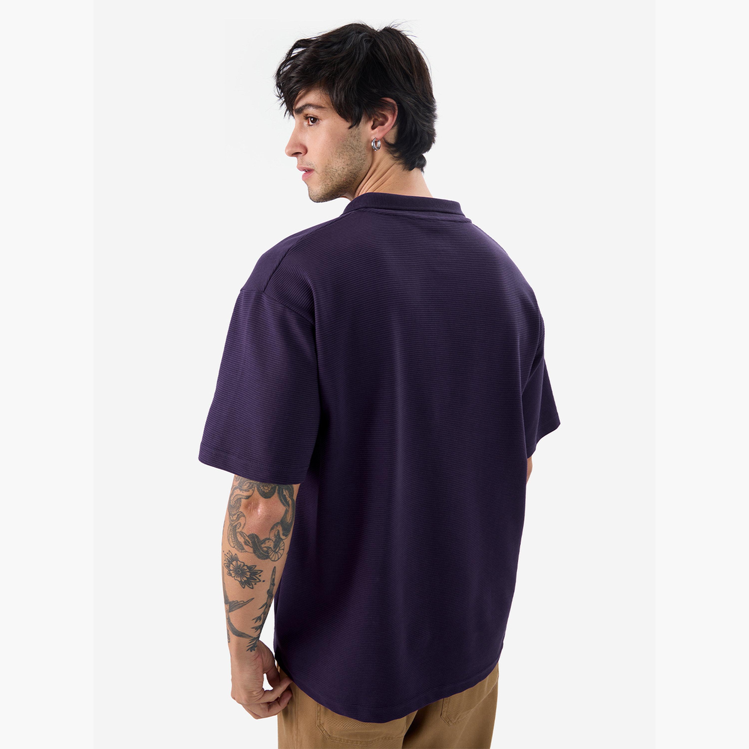 ذا سولد ستور × ستايلي - قميص بولو رجالي أرجواني اللون محبوك وحجم كبير-men-clothing-tshirtsandpolos-tshirts-image-4