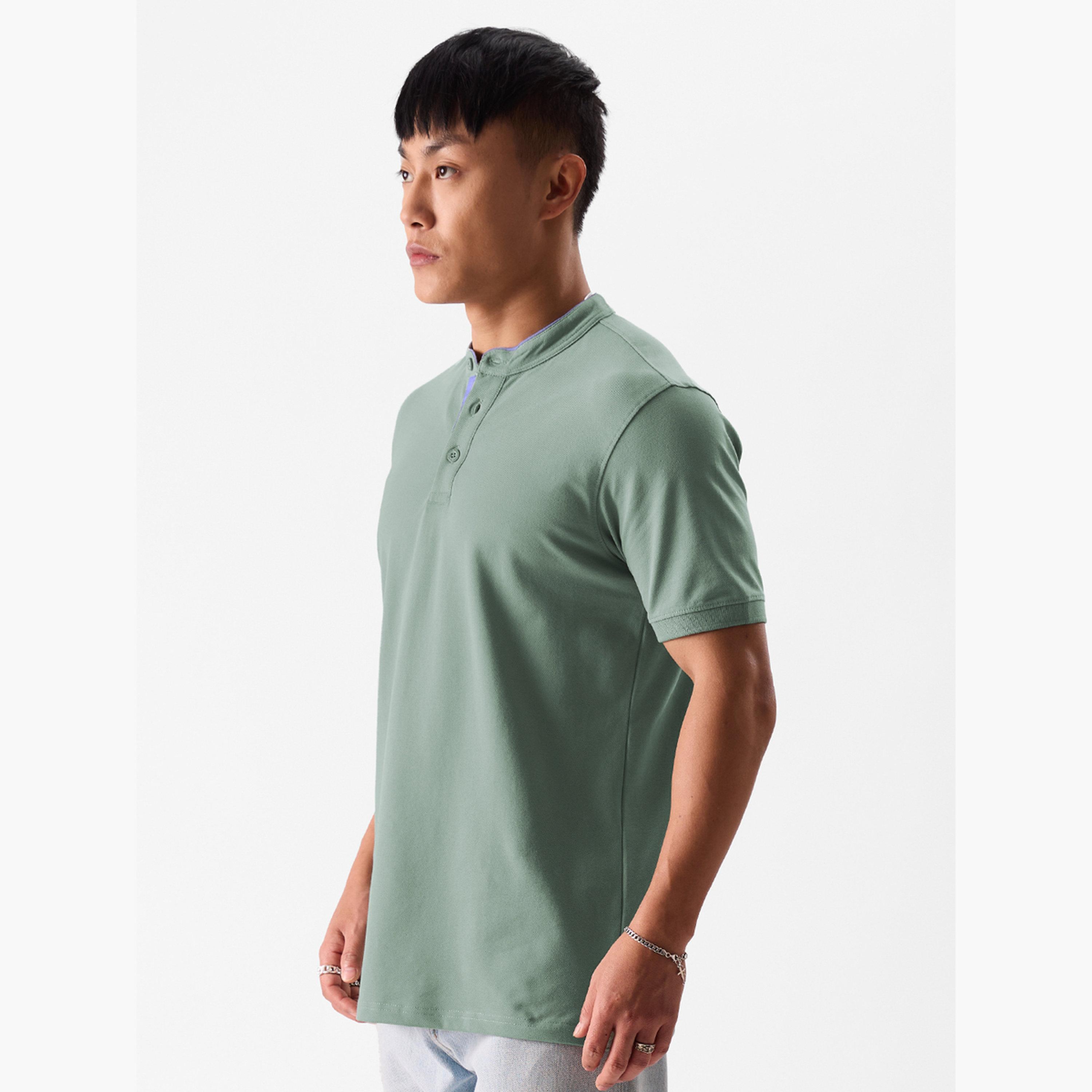 ذا سولد ستور × ستايلي - بولو رجالي لون أخضر بياقة ماندرين-men-clothing-tshirtsandpolos-tshirts-image-3