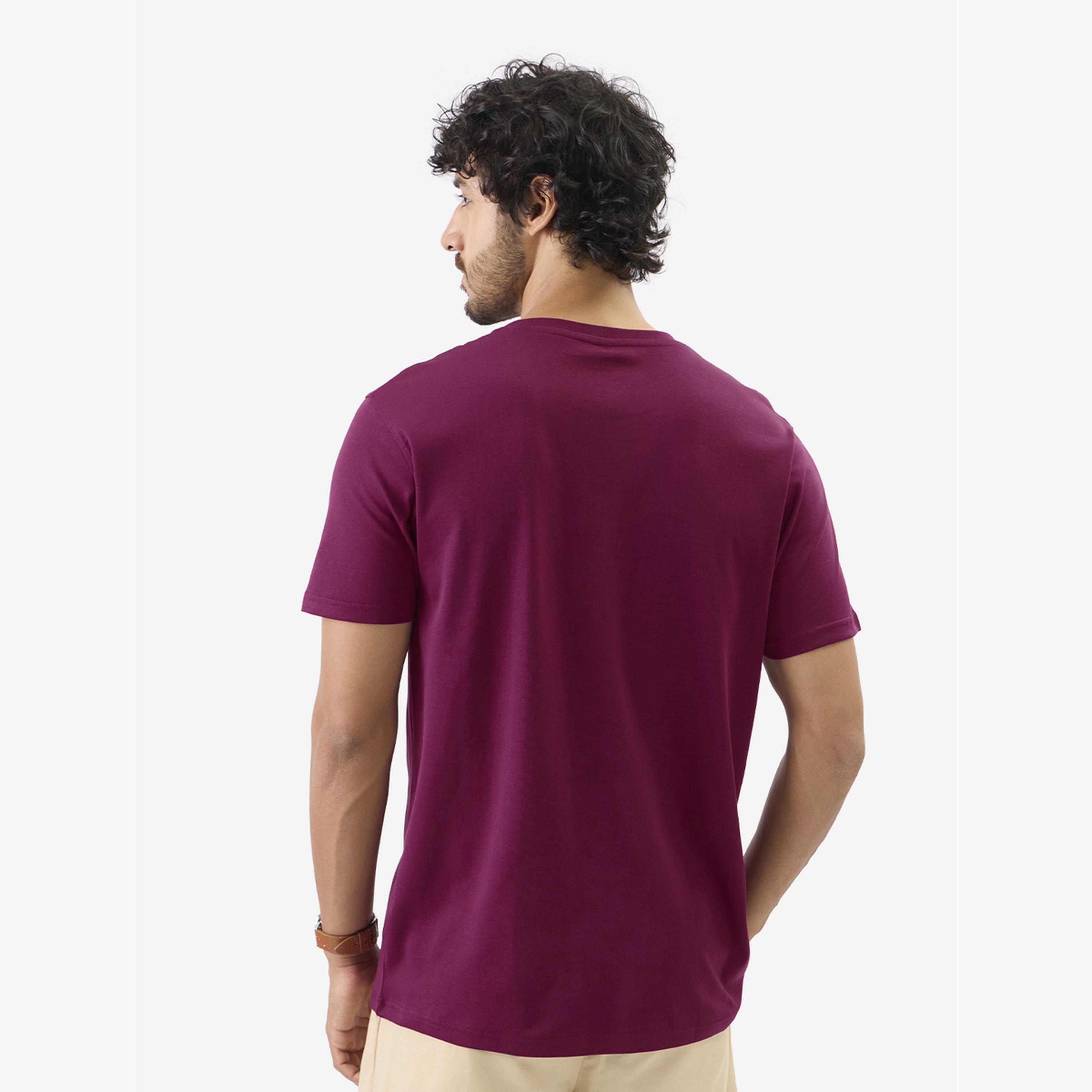 ذا سولد ستور × ستايلي - تي شيرت رجالي من القطن المتشابك بلون برغندي سادة-men-clothing-tshirtsandpolos-tshirts-image-4