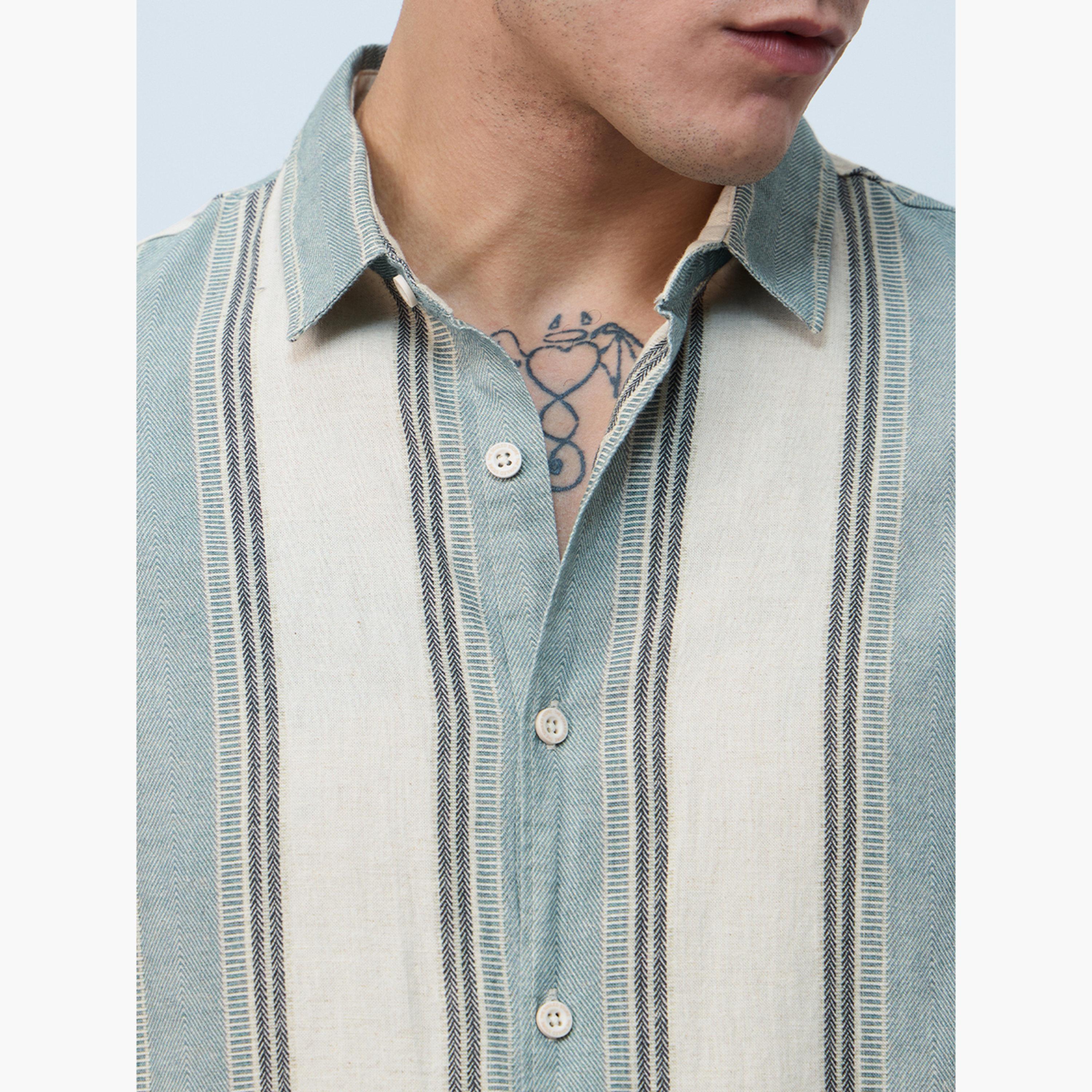 ذا سولد ستور × ستايلي - قميص رجالي من القطن والكتان متعدد الخطوط-men-clothing-shirts-image-3