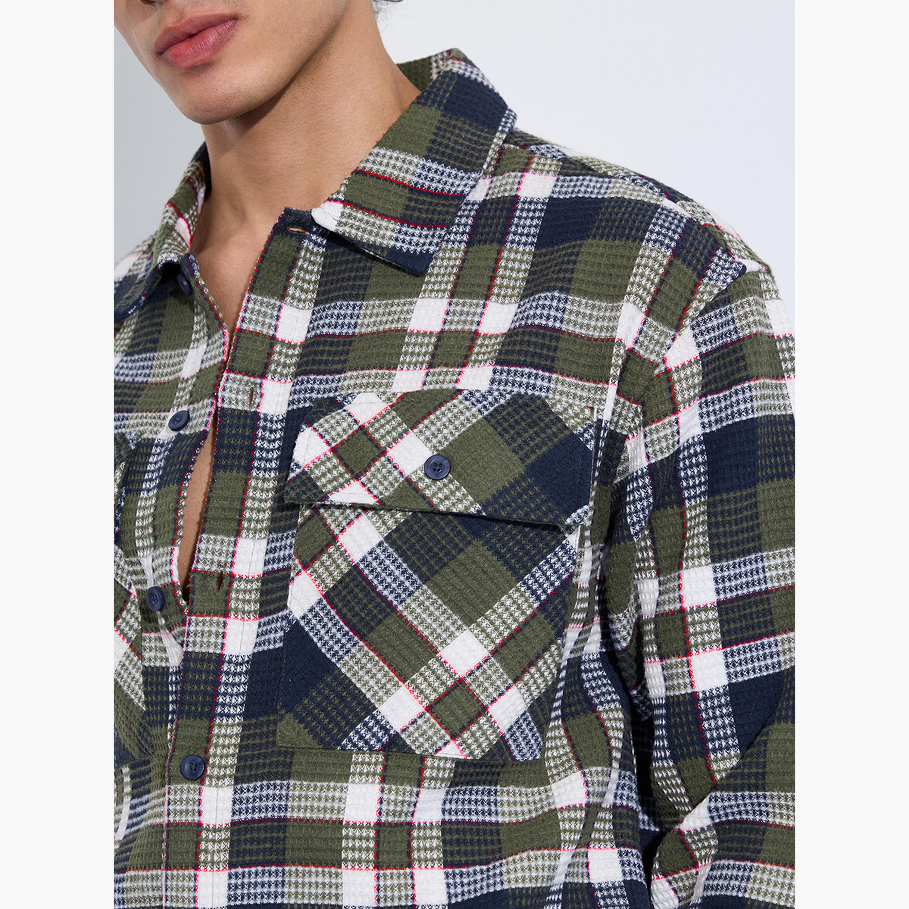 ذا سولد ستور × ستايلي - قميص رجالي من الفلانيل الأخضر المنقوش-men-clothing-shirts-image-4