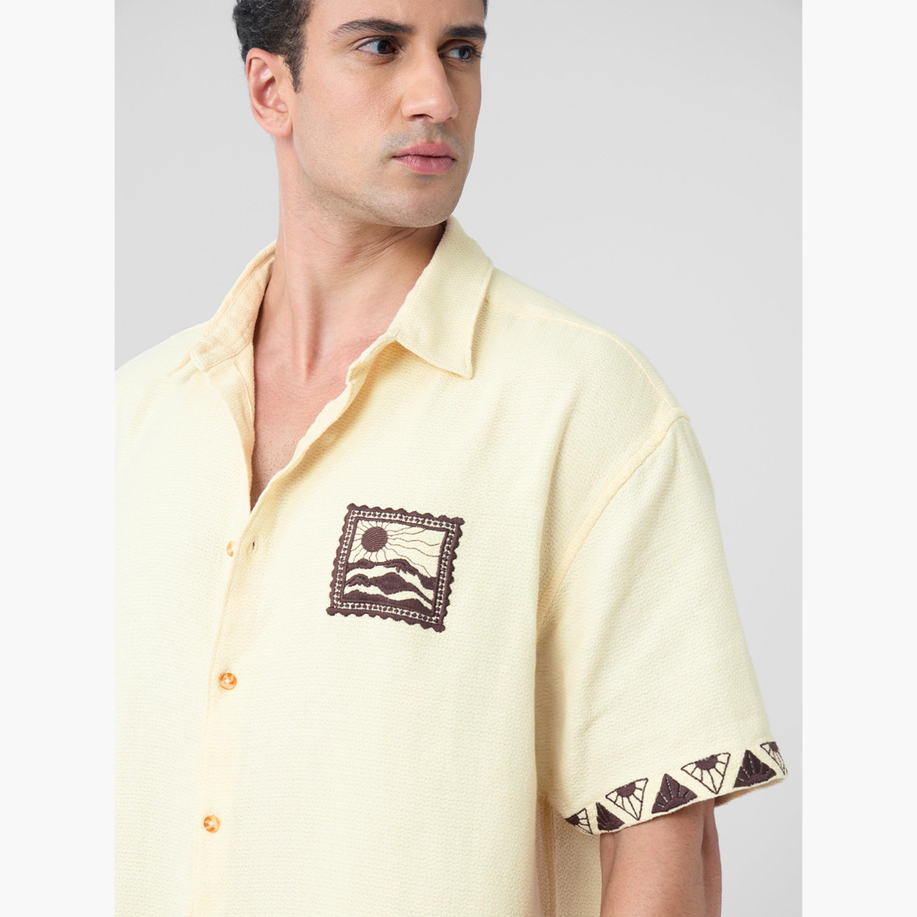 ذا سولد ستور × ستايلي - قميص رجالي حجم كبير ذو ملمس كريمي-men-clothing-shirts-image-4