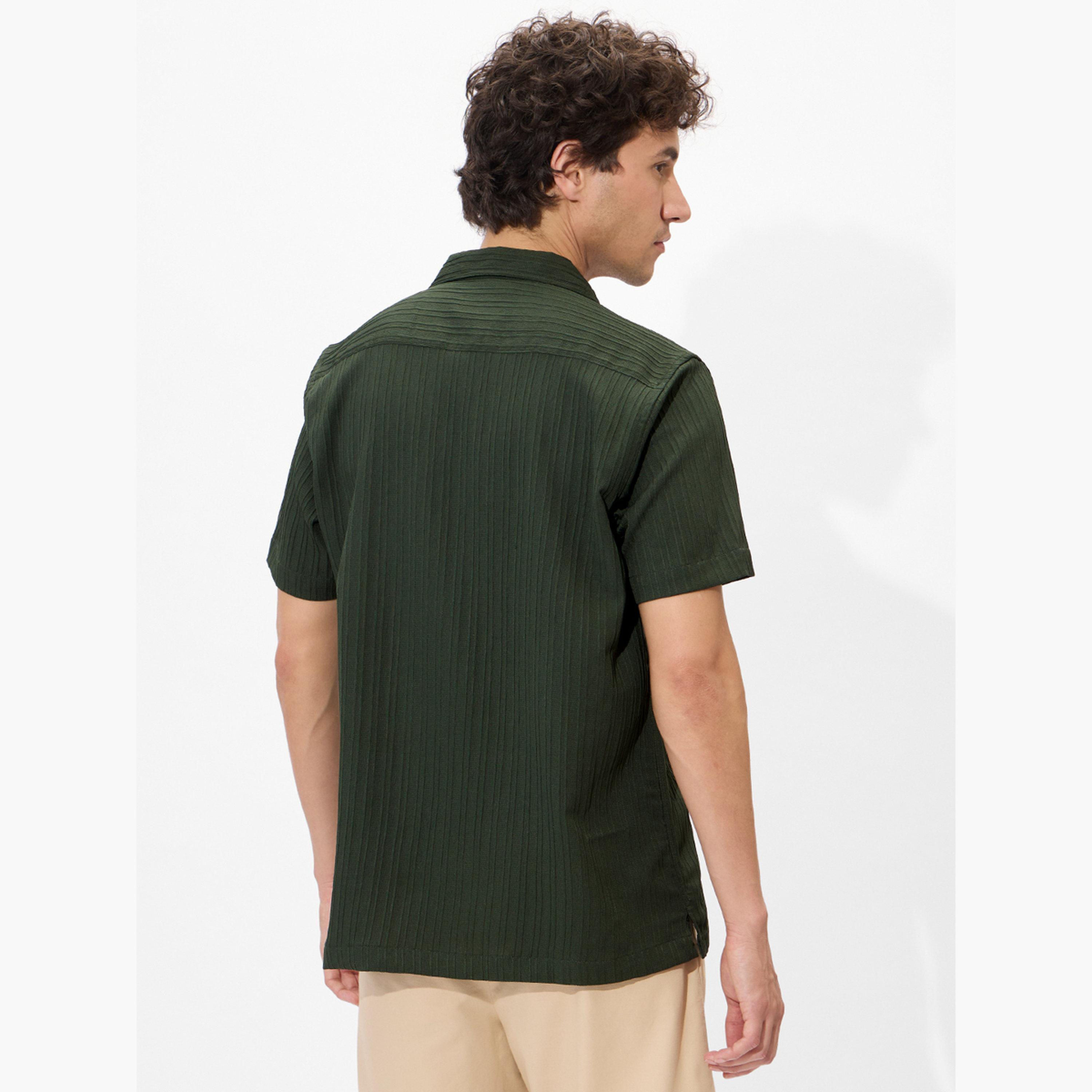 ذا سولد ستور × ستايلي - قميص رجالي أخضر بياقة منتجع منقوش-men-clothing-shirts-image-4