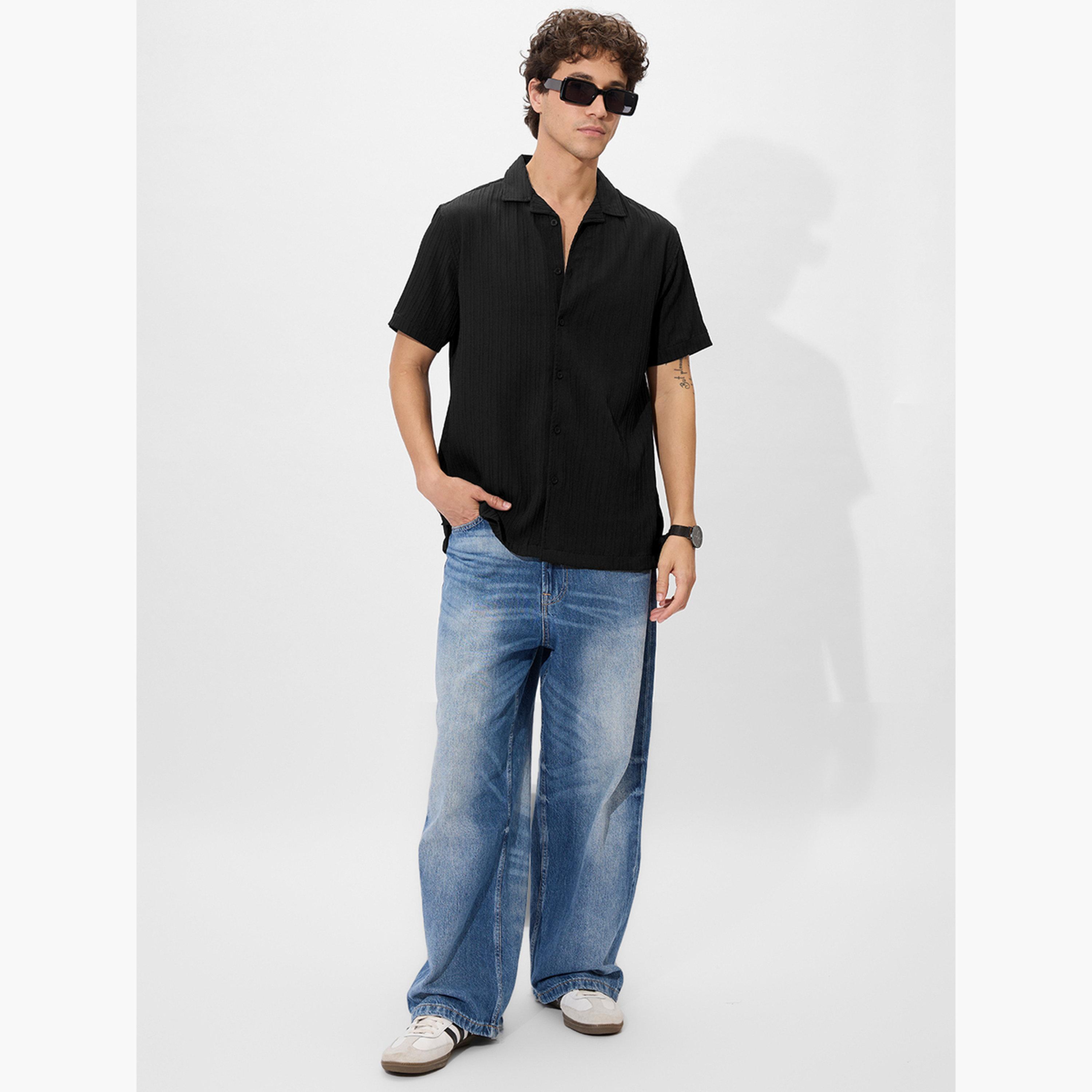 ذا سولد ستور × ستايلي - قميص رجالي أسود بياقة منتجع ومحكم-men-clothing-shirts-image-2
